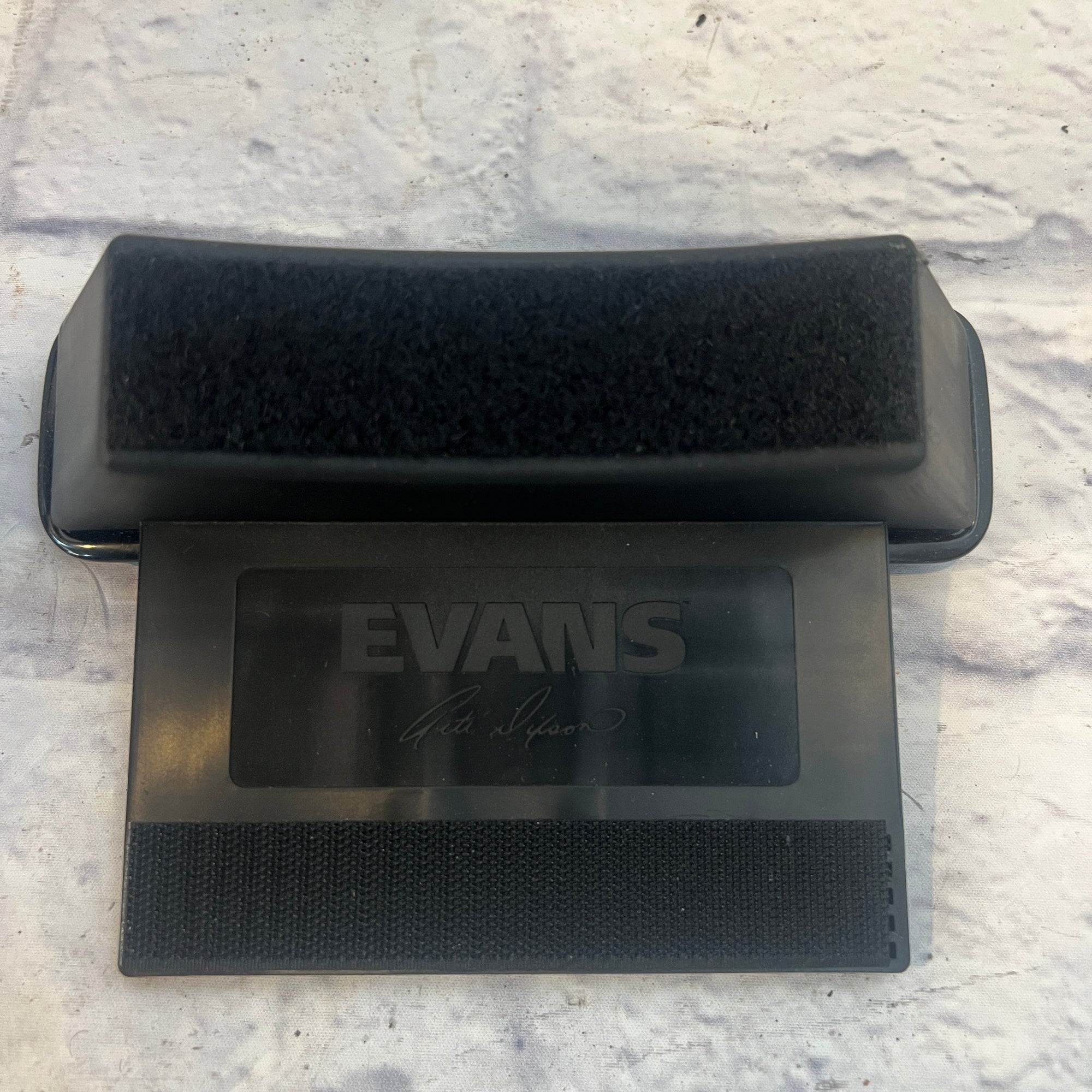 Evans Dixson Bass Drum Lift