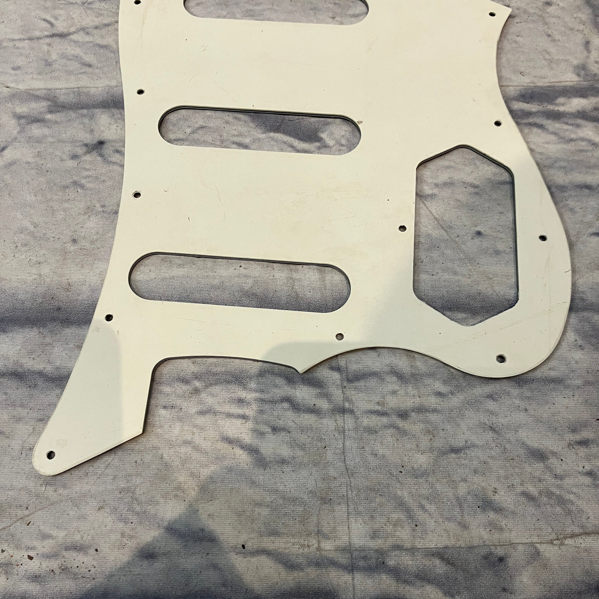 Squier Bass VI Pickguard