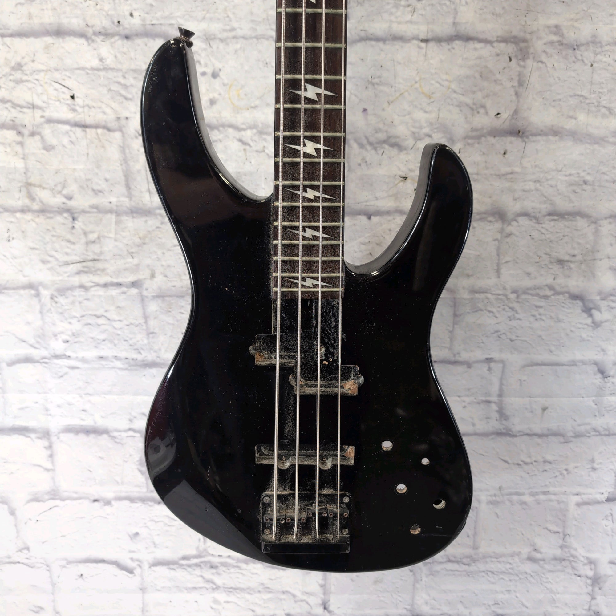 Nady Thunder Bass Husk Body Neck Fernades Japan 4 String