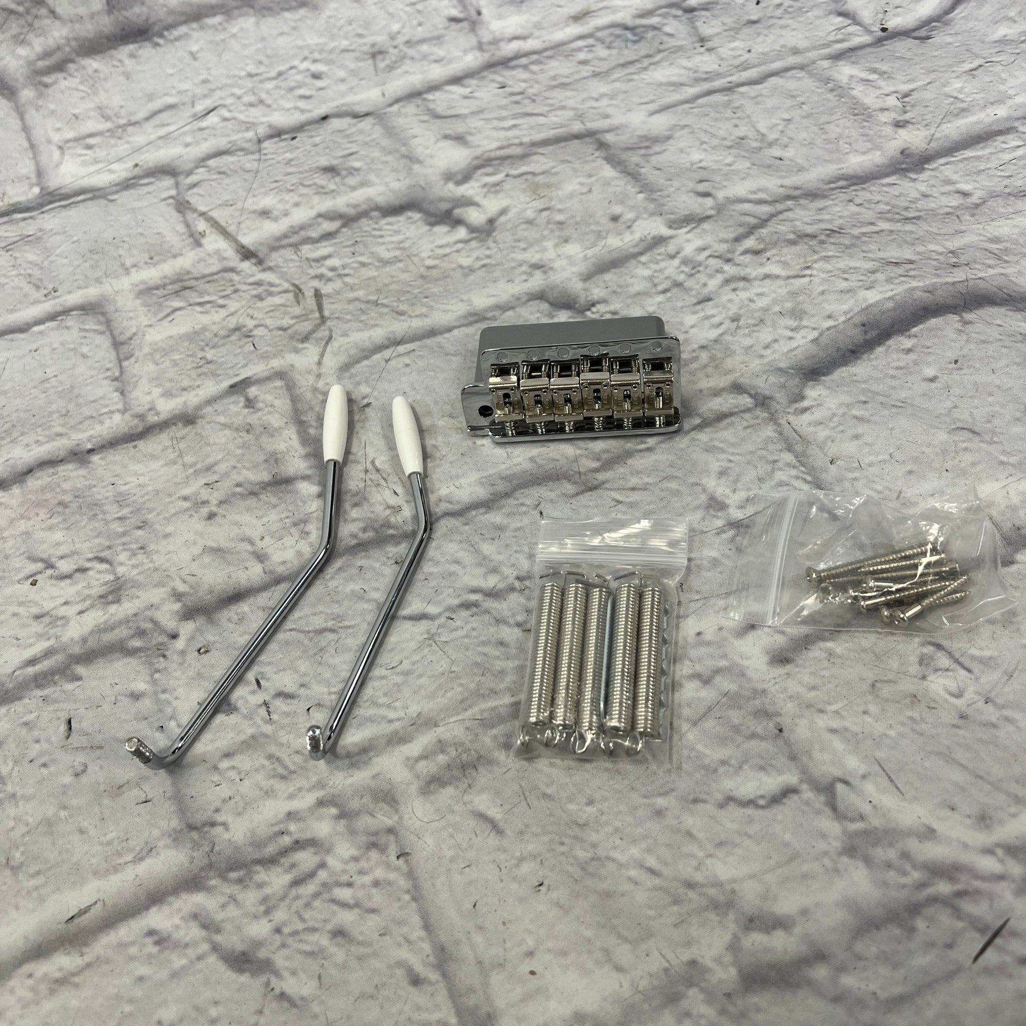Fender  Left Hand Vintage Trem Bridge Assembly Chrome