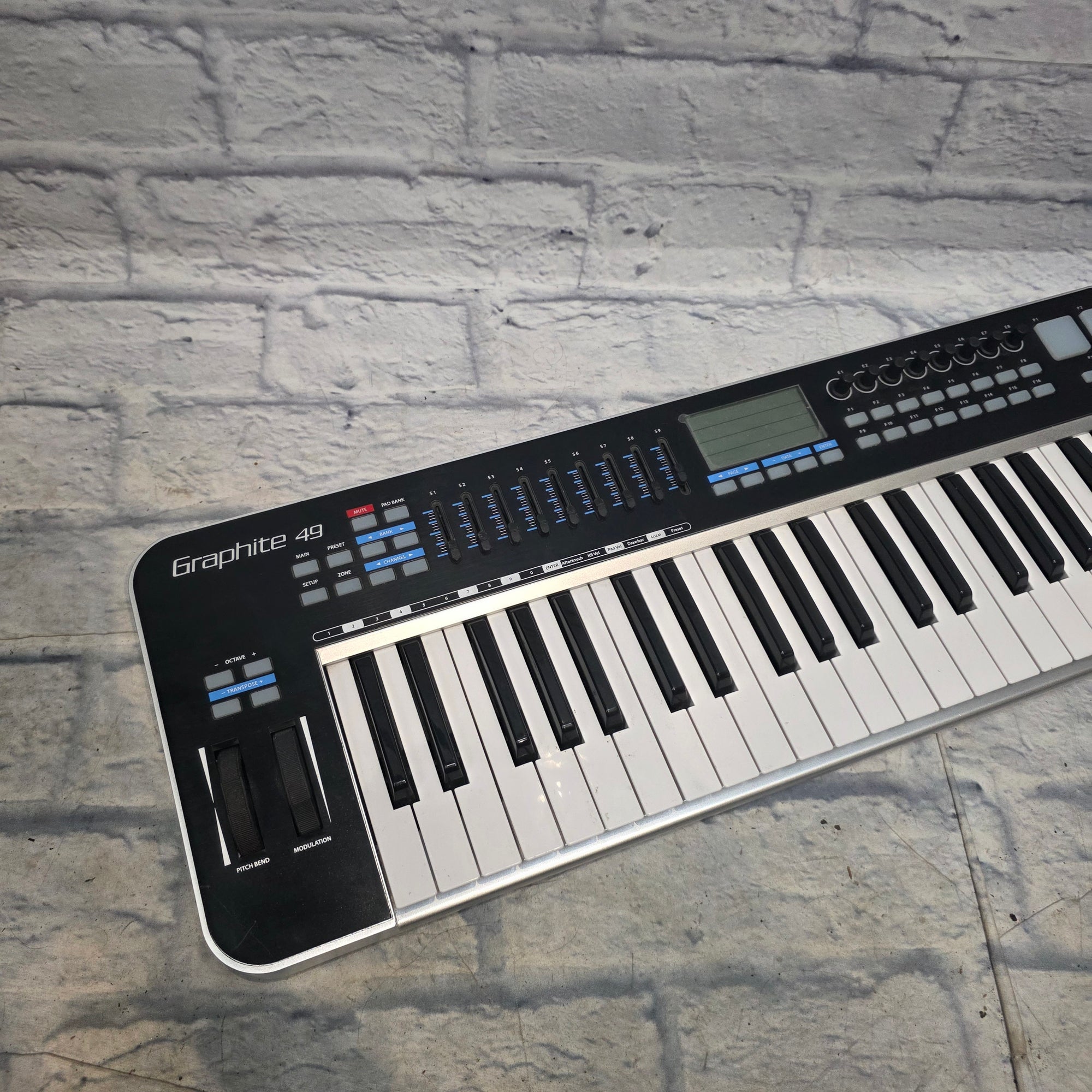 Samson Graphite 49