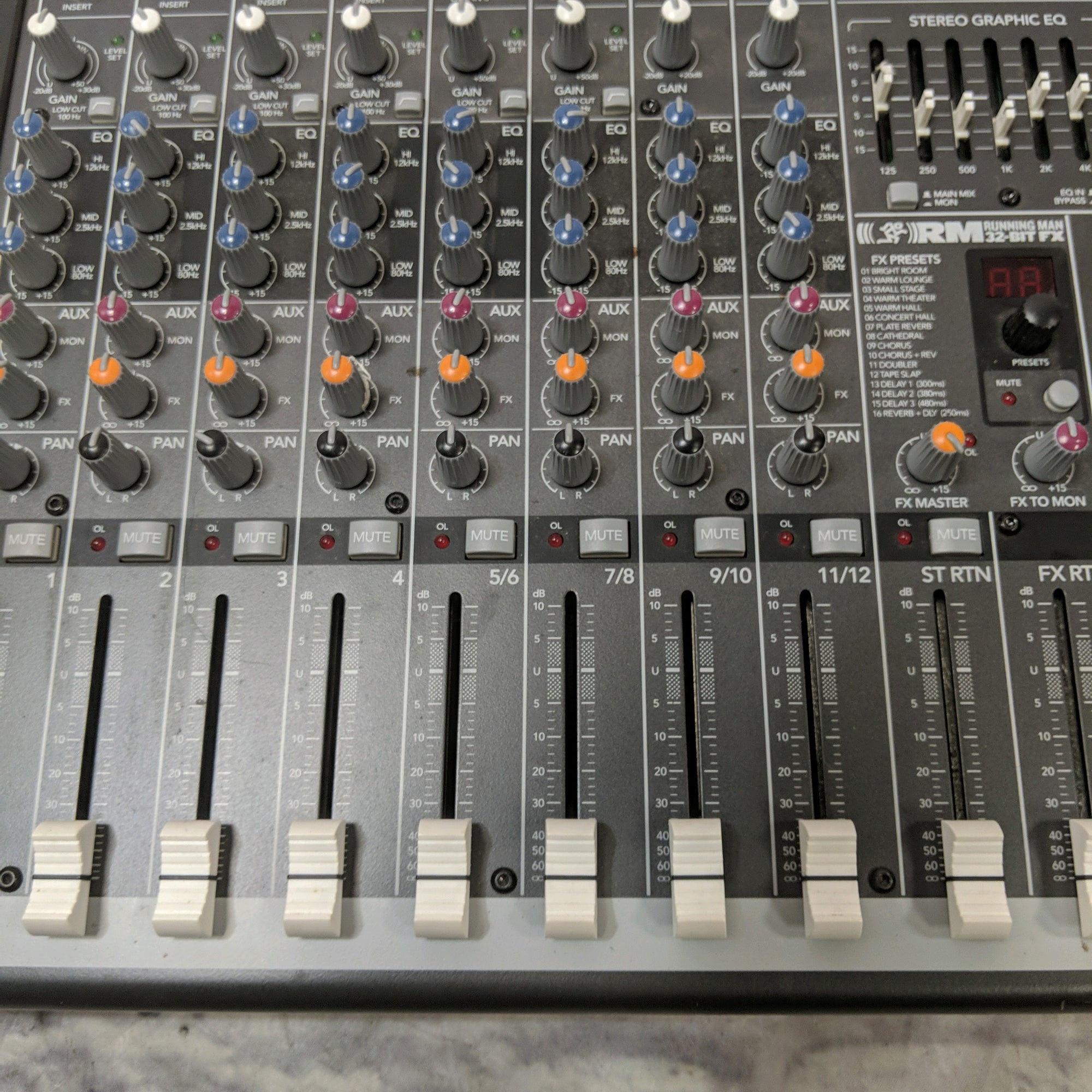 Mackie ProFX12 Eight Channel Mixer