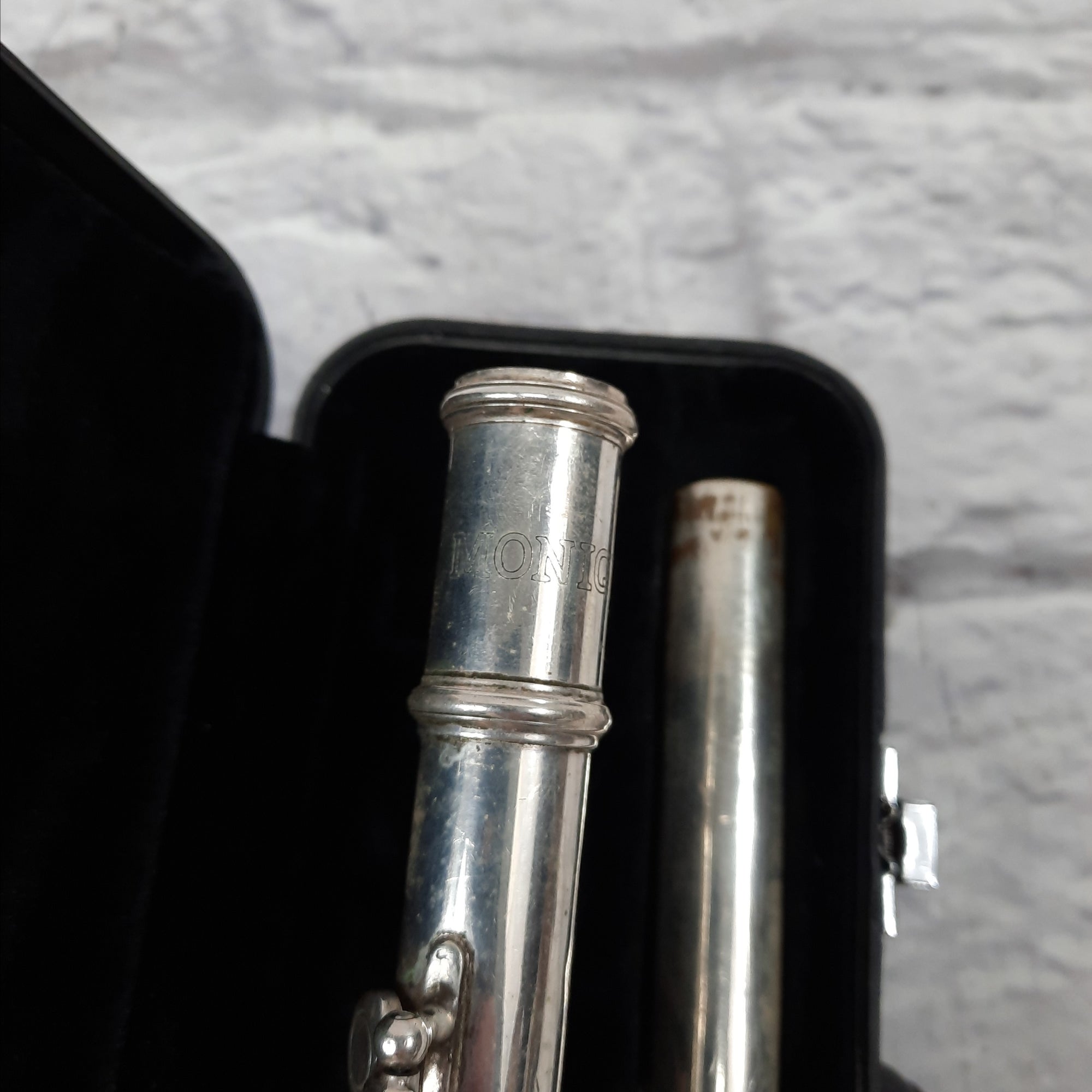 Monique Flute (Needs Work, AS IS)