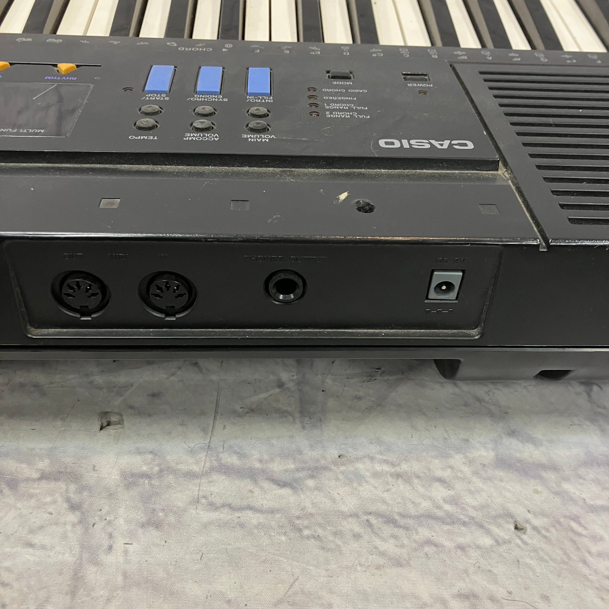 Casio CTK-530 61-Key Electronic Keyboard