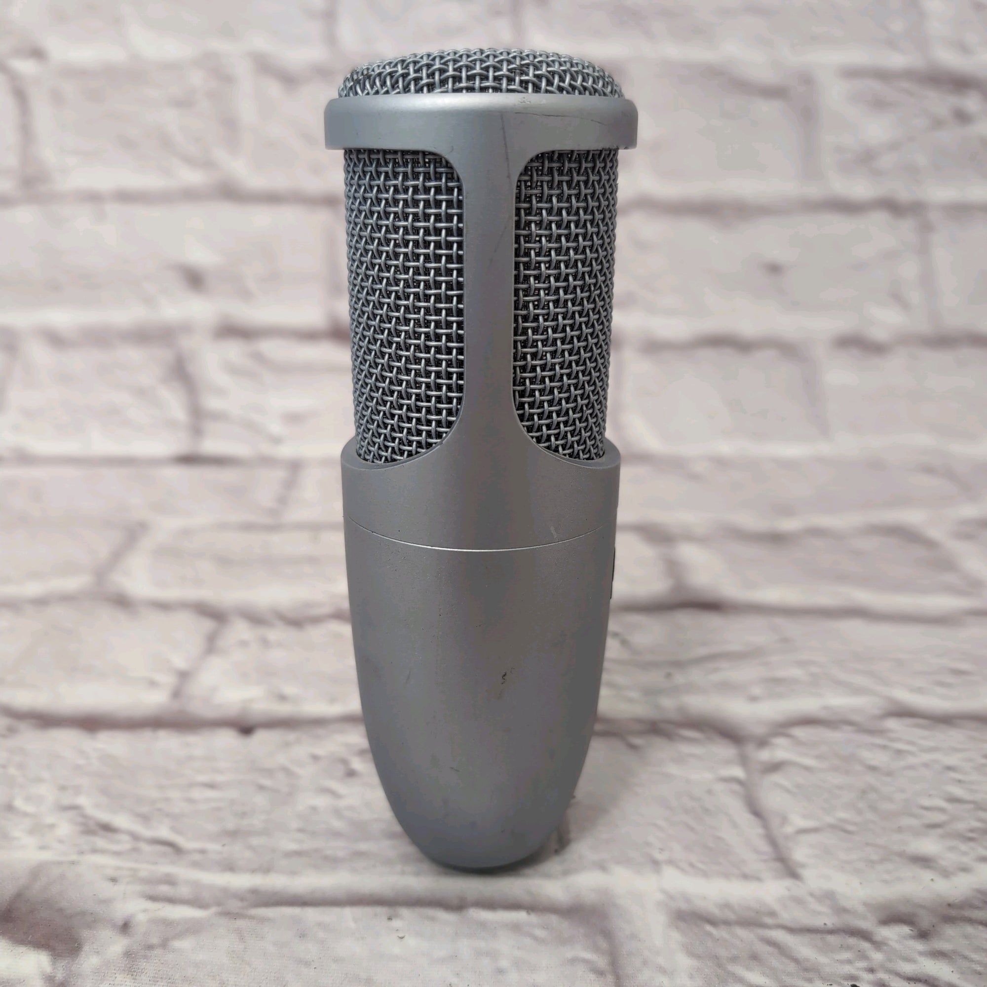AKG Perception 100 Condenser Microphone
