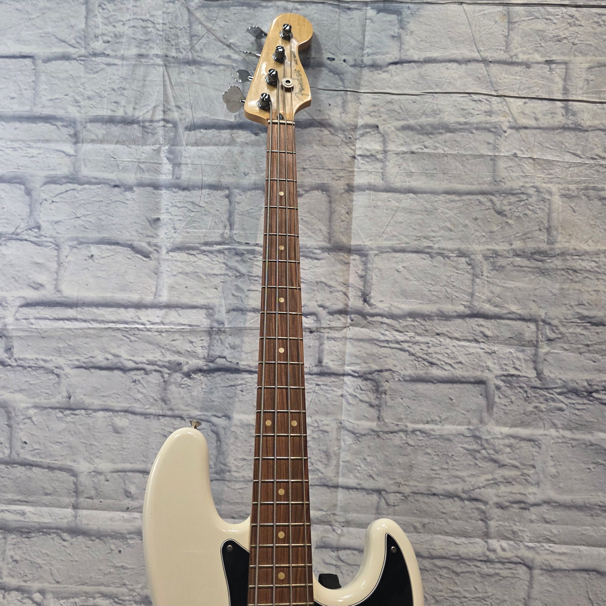 Fender 2019 White Jazz Bass MIM 4 String Bass Guitar