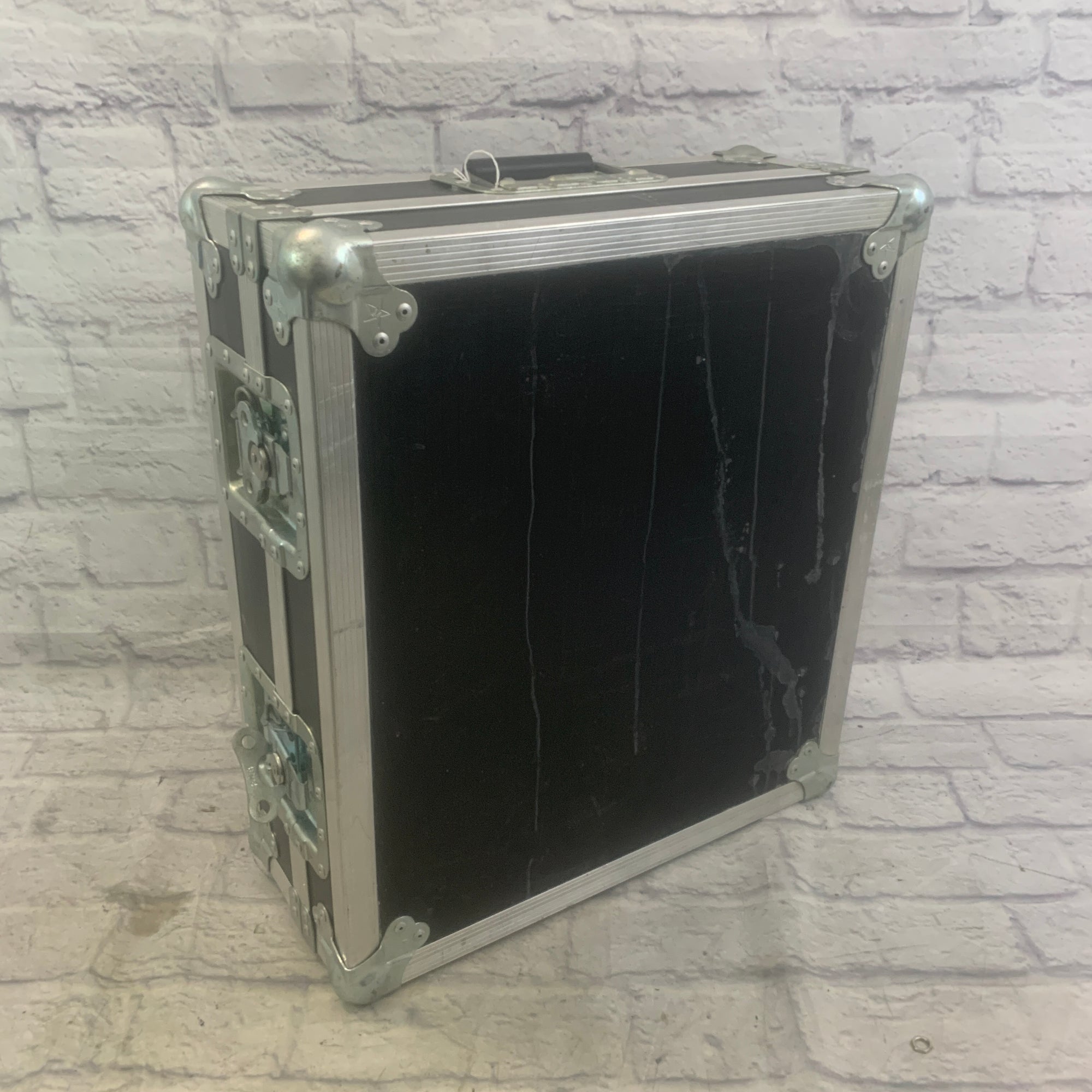 Starcase Road Case W/Wheels