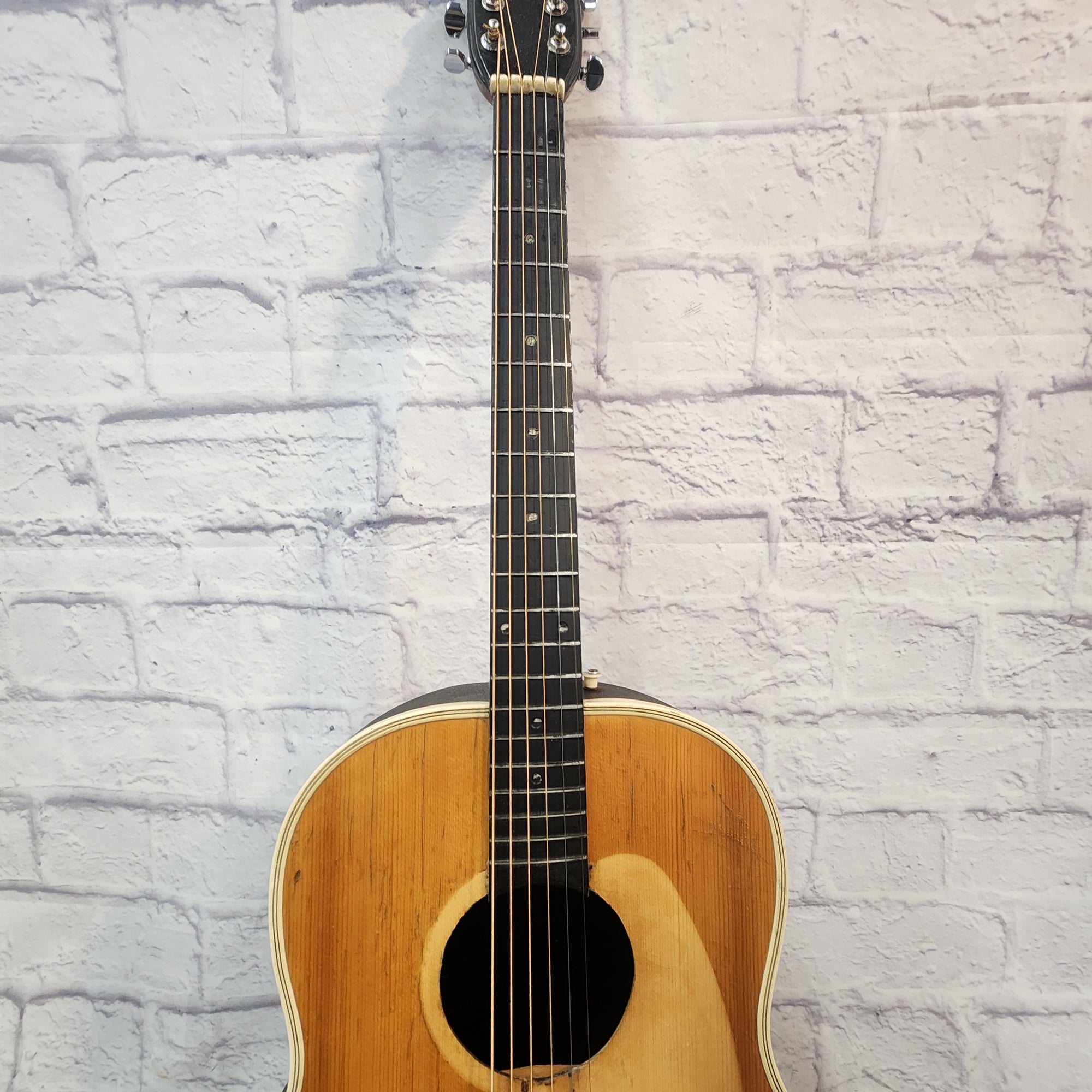 Applause Unknown Acoustic