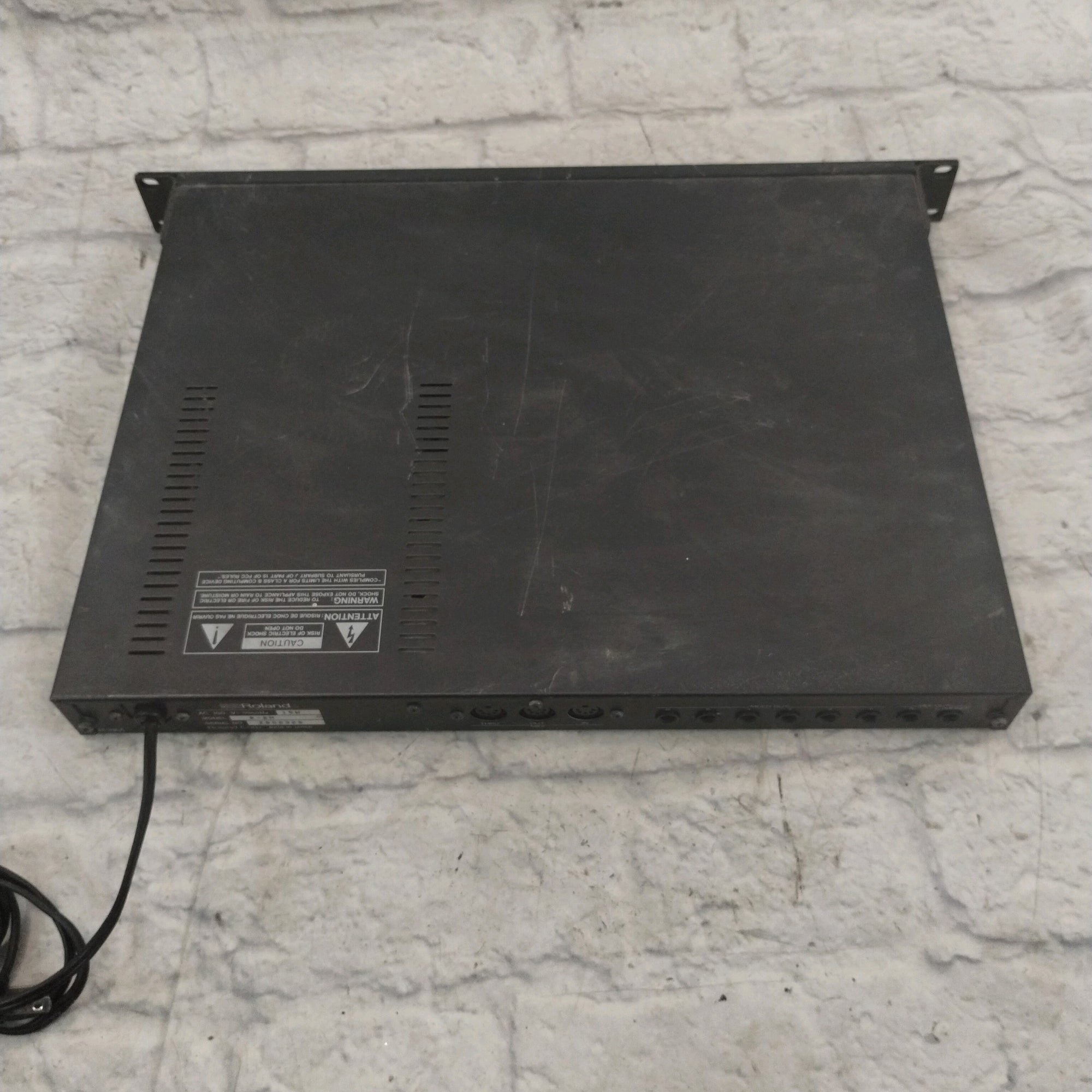 Roland R-8M Sound Module Drum Machine