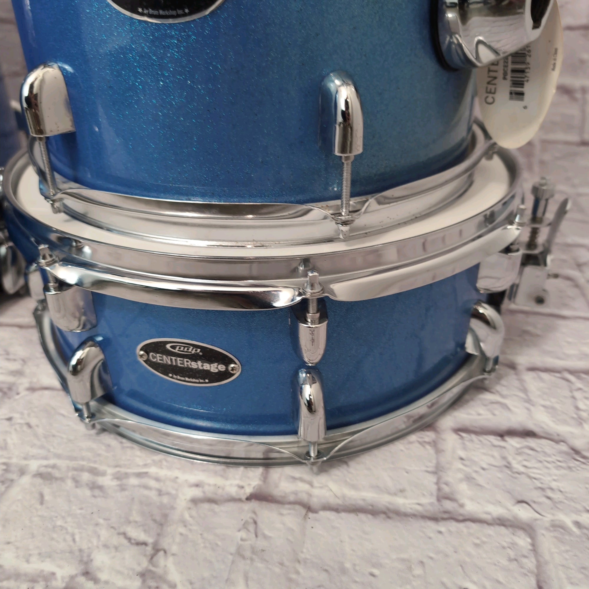 PDP Pacific Drums & Percussion Centerstage Drum Kit - Blue Sparkle - 22/16/14/12/10