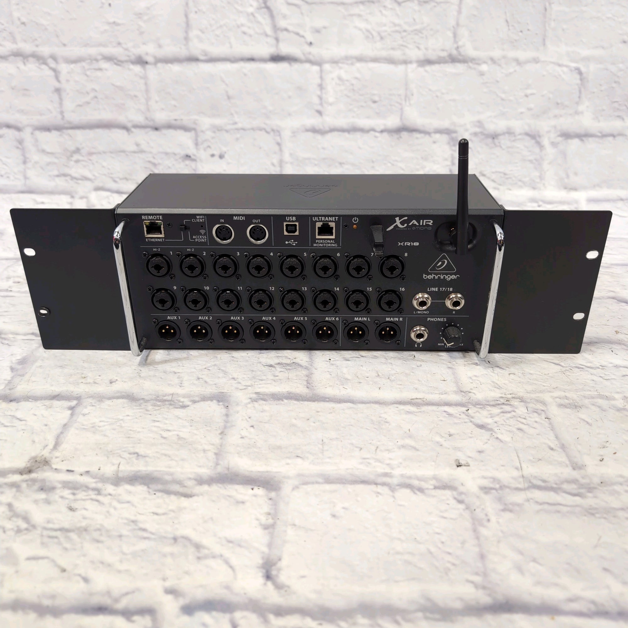 Behringer X Air XR18 Tablet-Controlled Digital Mixer