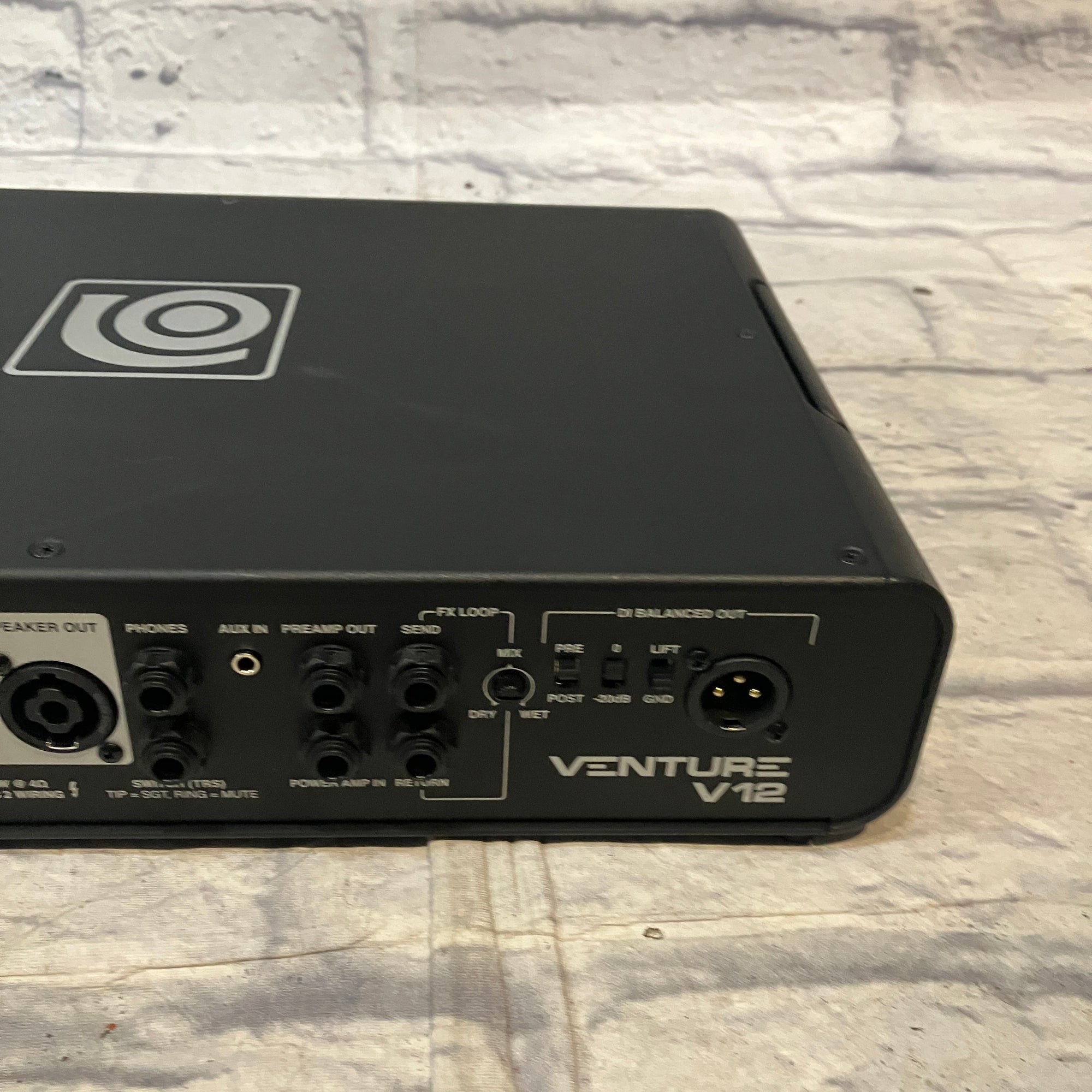 Ampeg Venture V12 Bass Head 1200W
