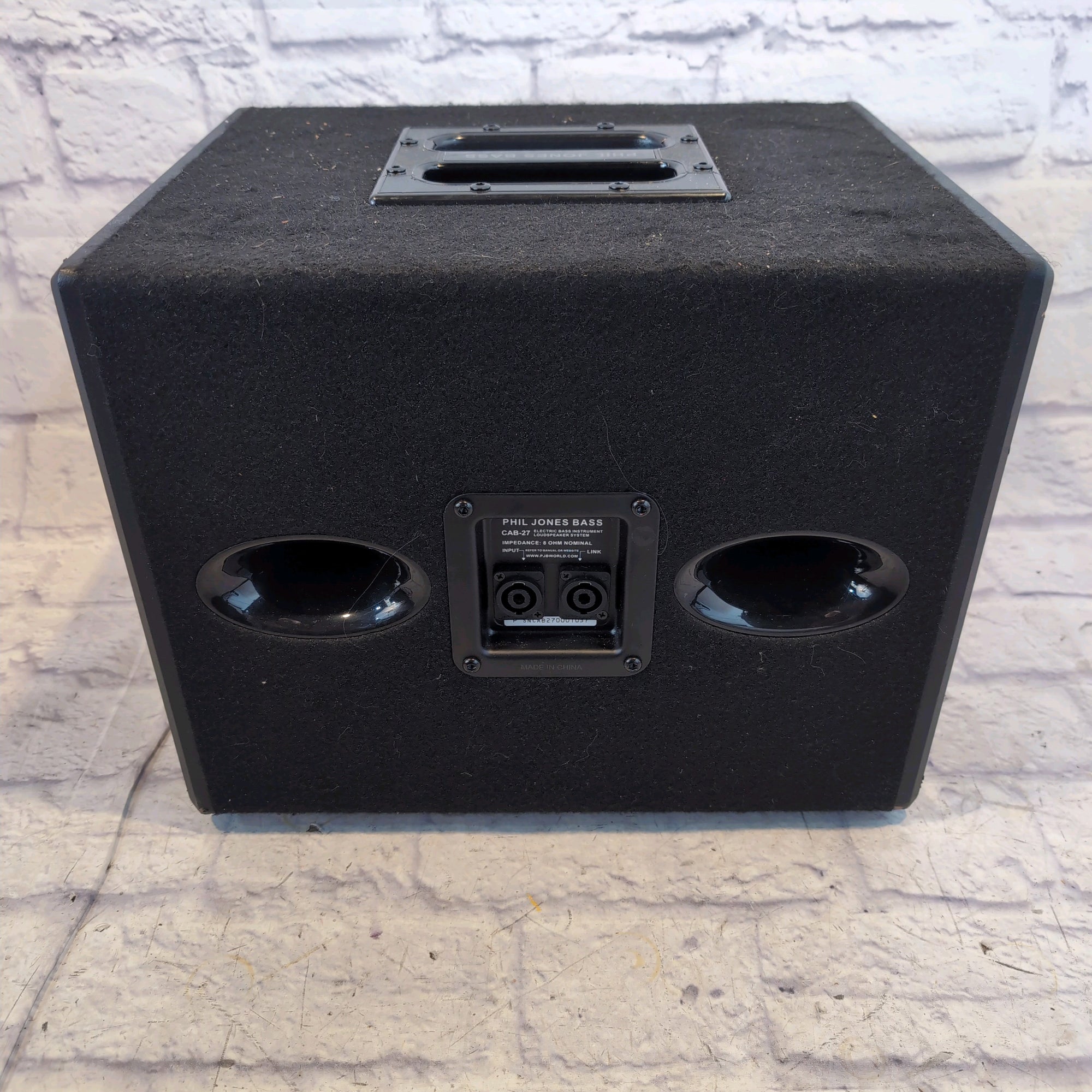 Phil Jones Bass CAB-27 200w 2x7'' 3'' Tweeter Bass Guitar Speaker Cabinet w/ Cover