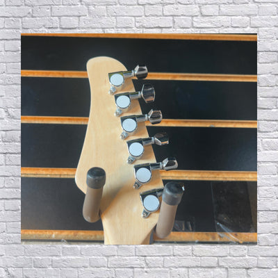 Unknown Strat Style Electric Guitar with Lightning Graphic