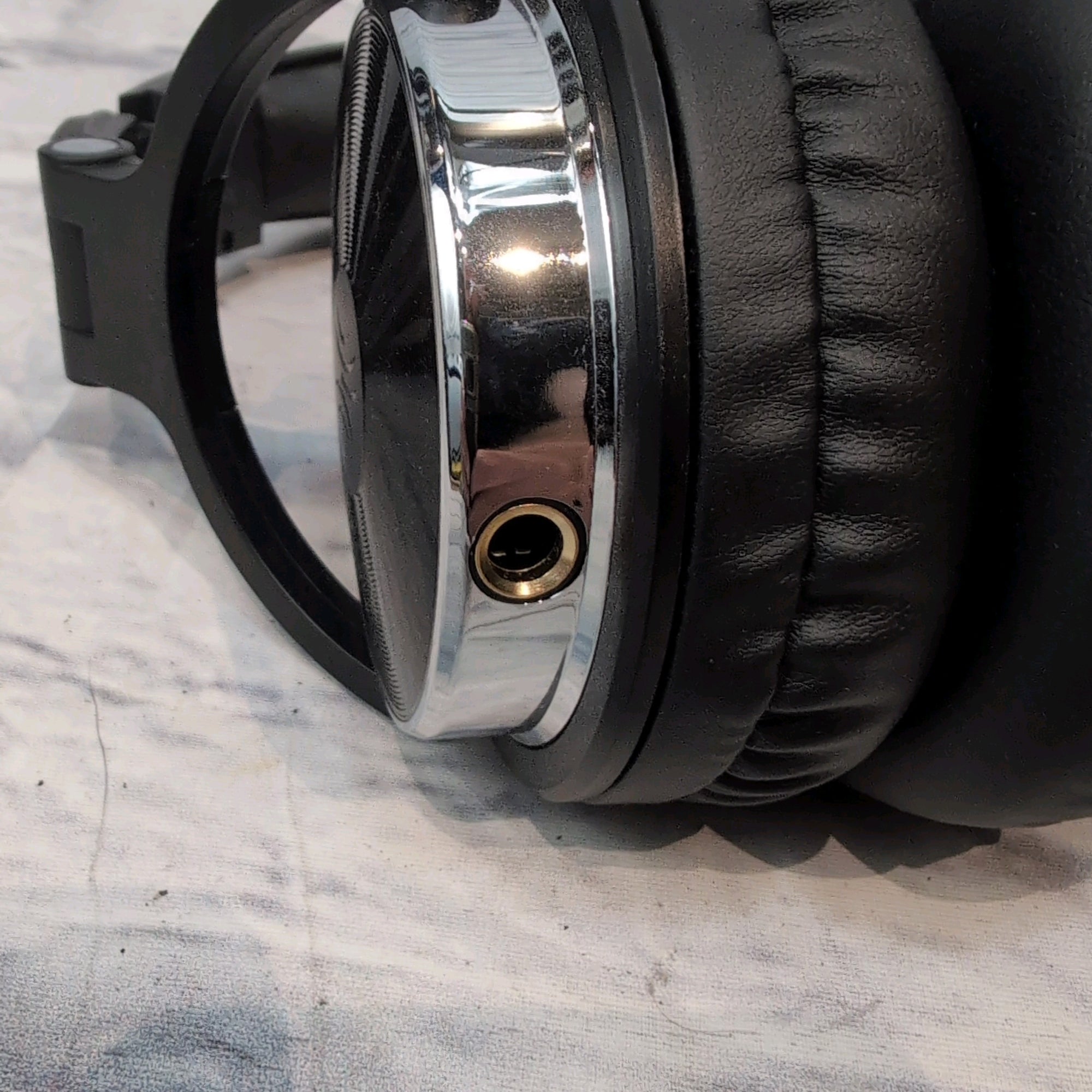 D'Addario Planet Lock Strap - Black Satin