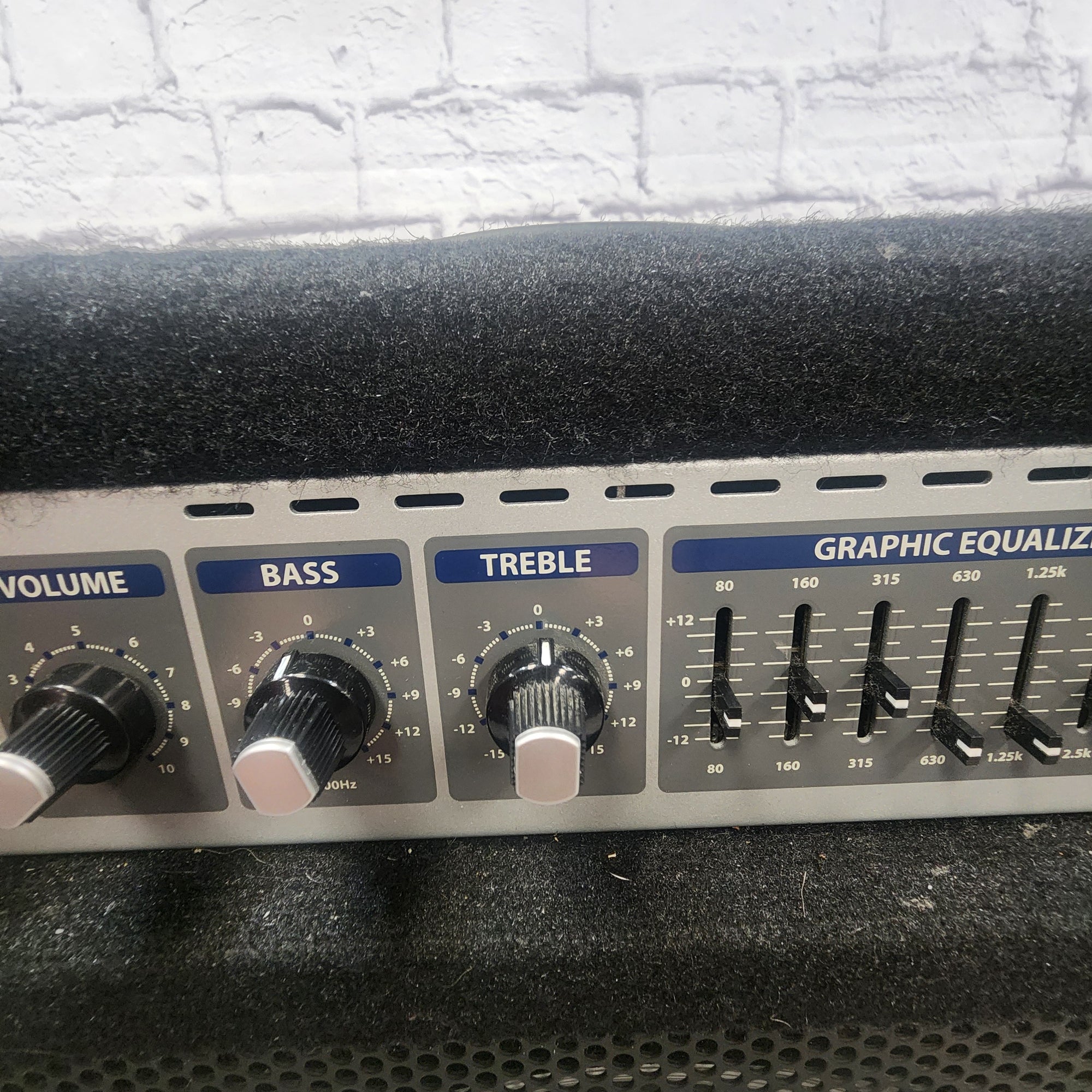 Hartke A100 Bass Combo Amp