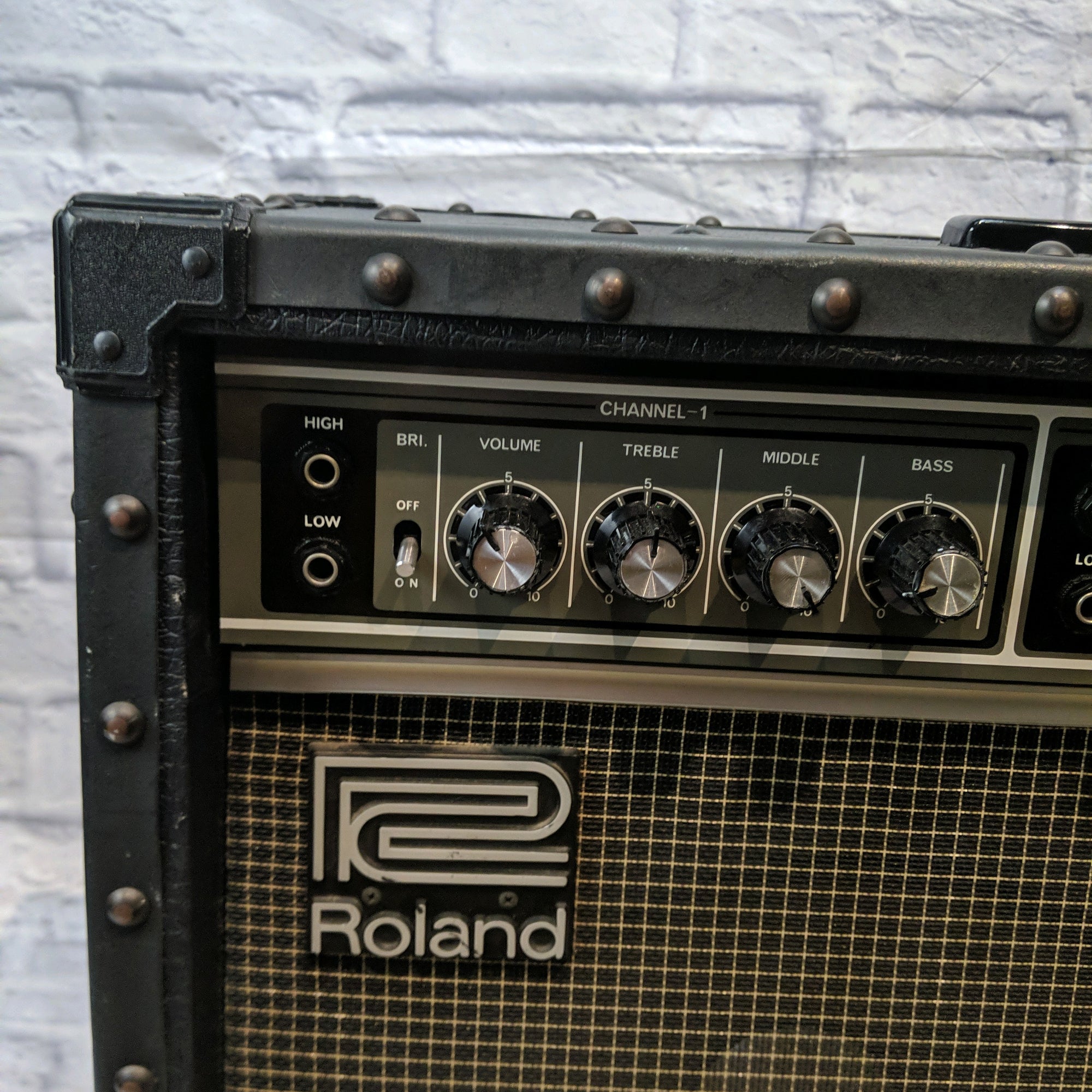 Roland JC-120 Jazz Chorus Combo Amp - AS IS NEEDS REPAIR