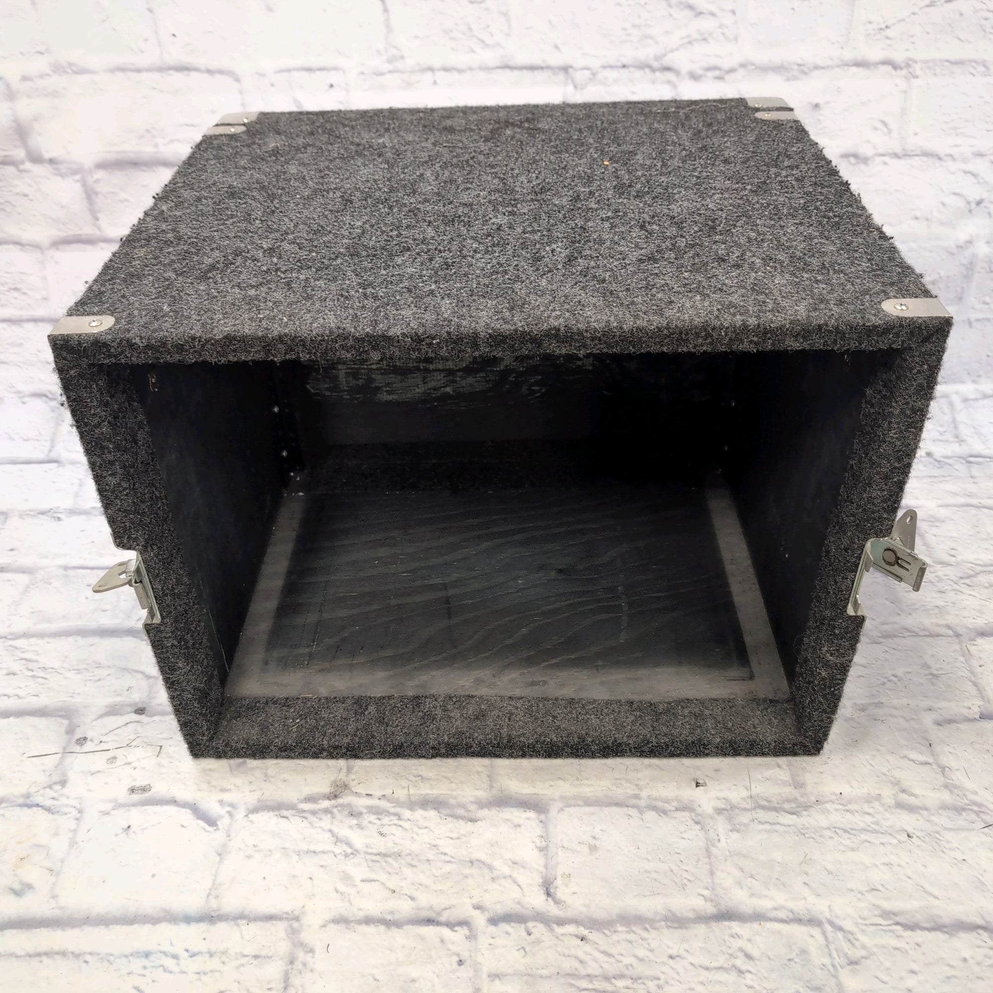 Grundorf 8U Carpeted Rack Case