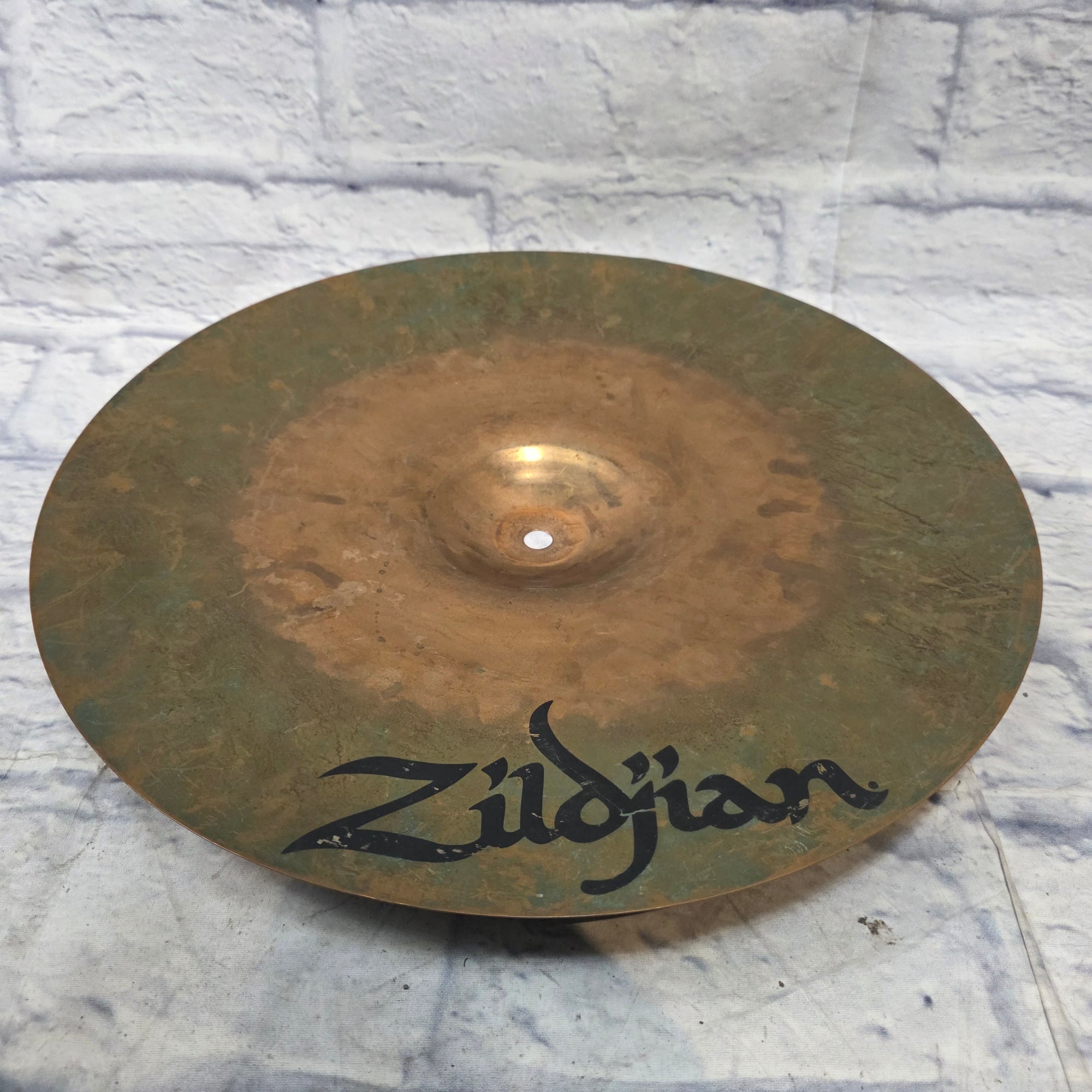 Zildjian ZBT 16" Crash