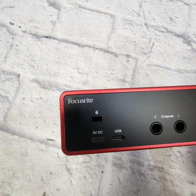 Focusrite Scarlett 2i2 4th Gen USB Interface