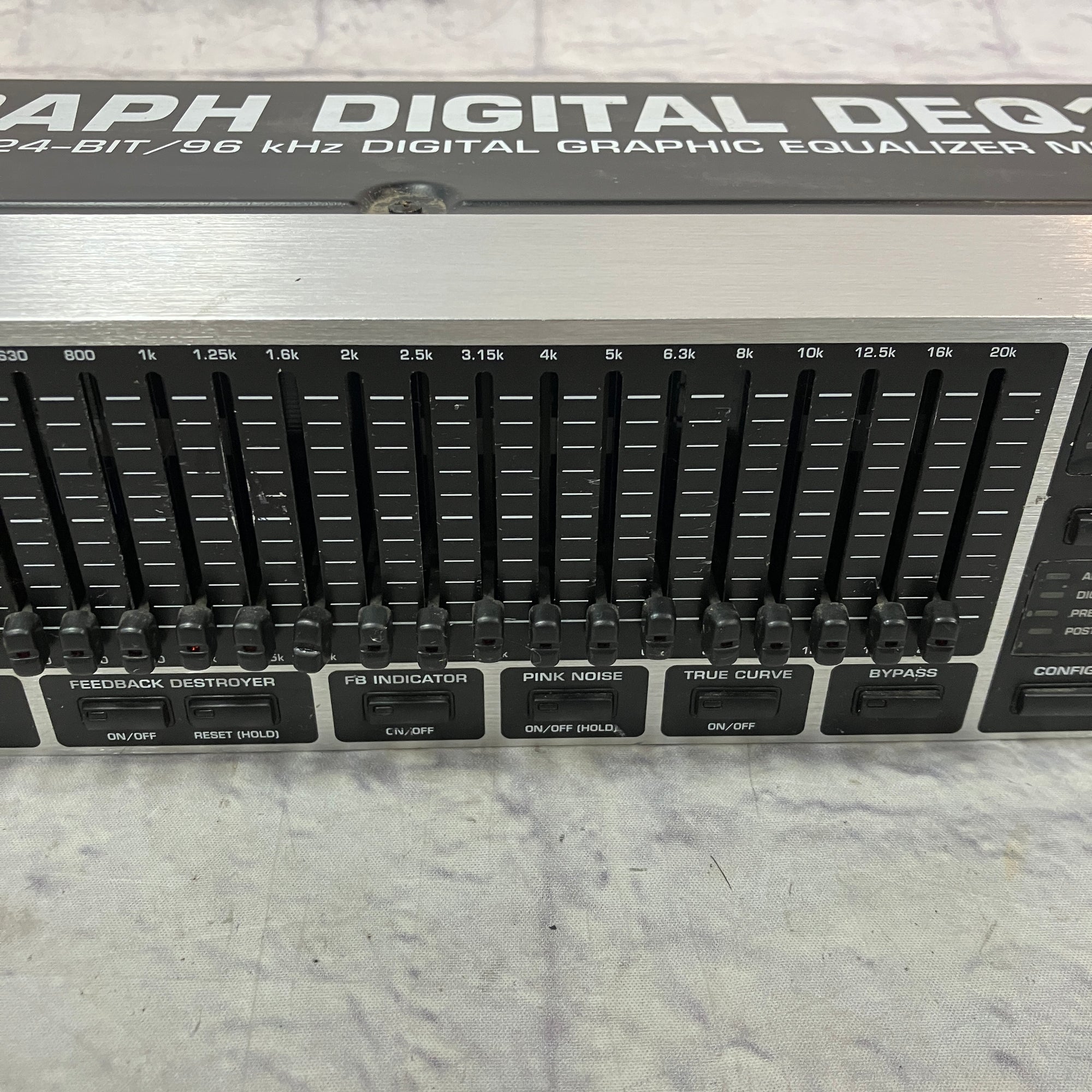 Behringer Ultragraph Digital DEQ1024 Rack EQ