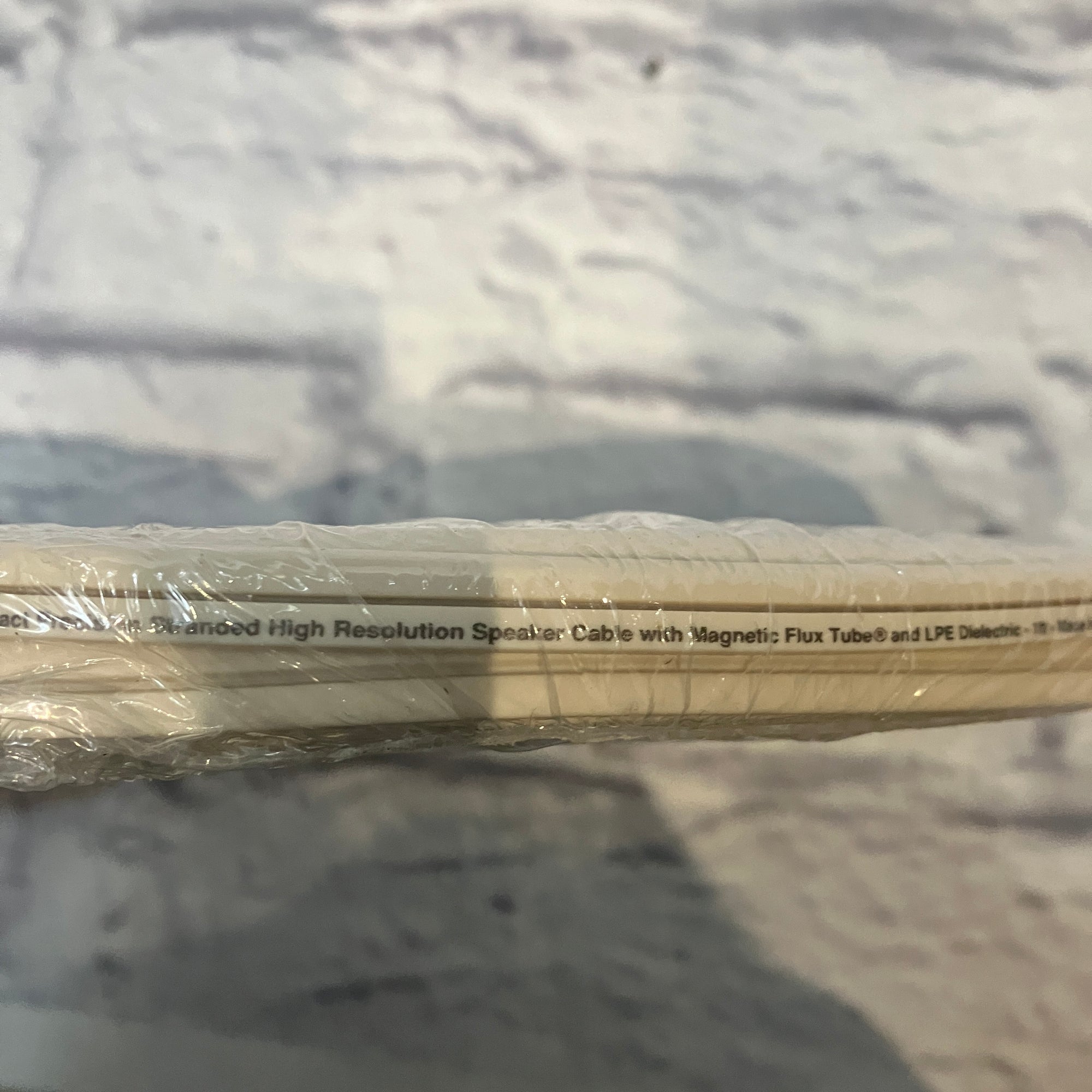 Monster XP NW Compact Precision Stranded High Resolution Speaker Cable with Magnetic Flex Tube