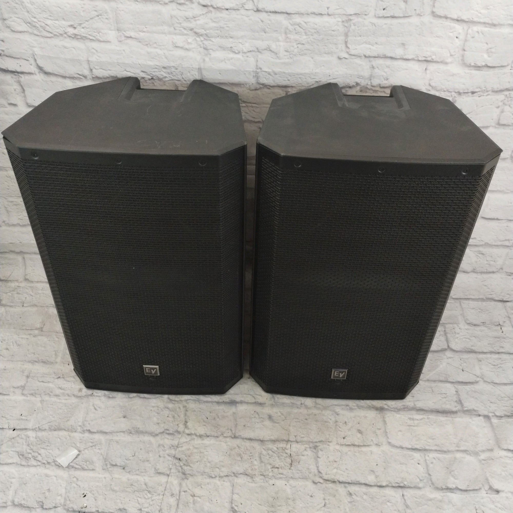 Electro Voice ZLX 12P 2-Way Powered Loudspeakers