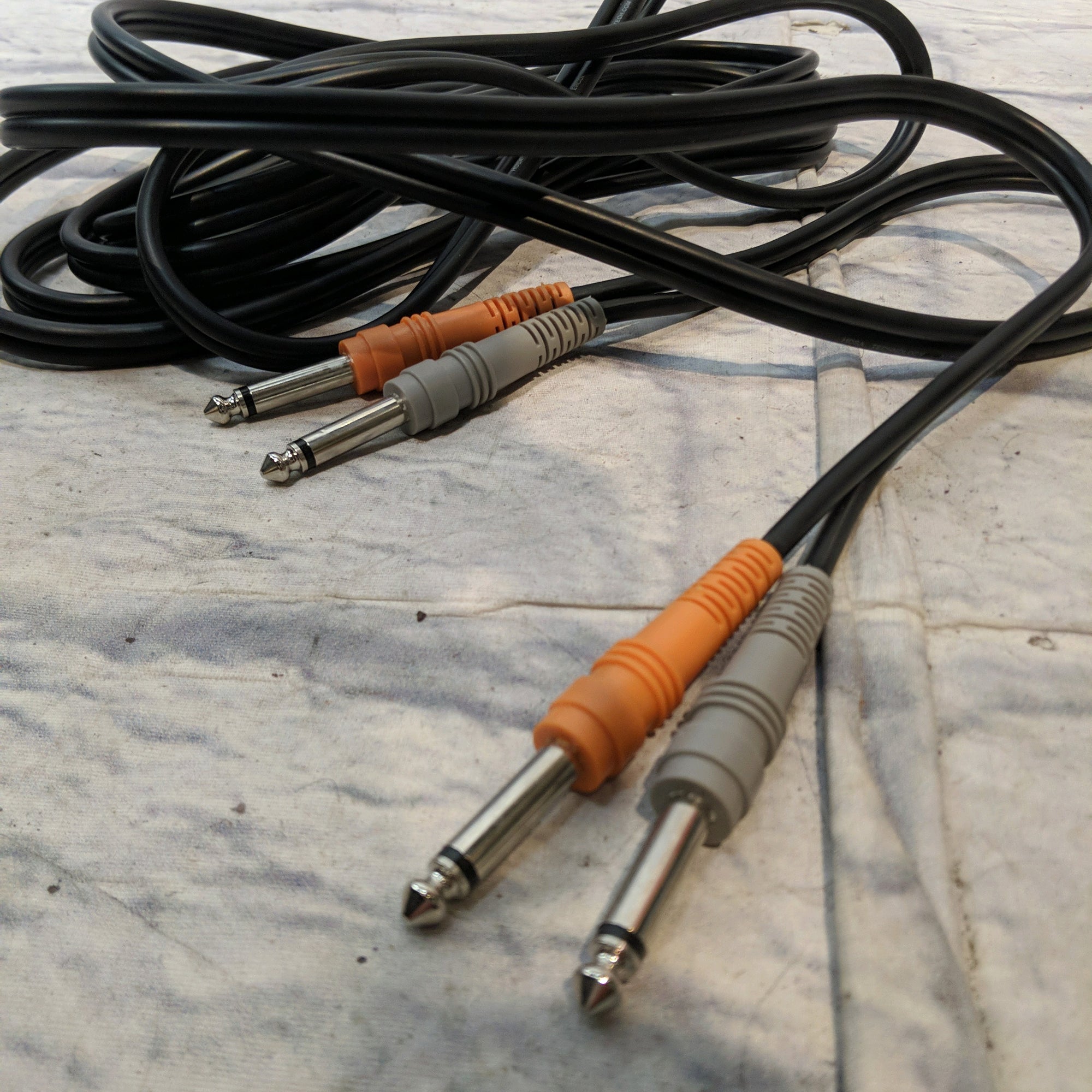 Hosa 15 Foot Dual Quarter Inch Cable