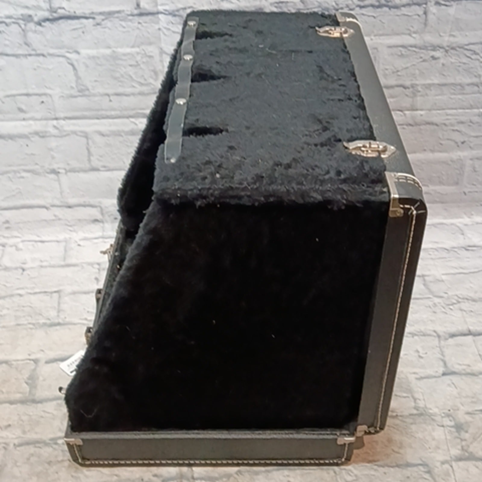 Fender Classic Series 3 Guitar Case Stand