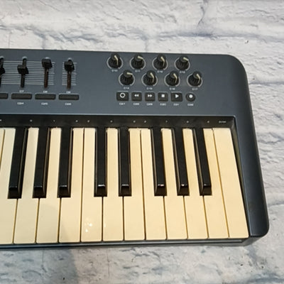 M-Audio Oxygen-49 Midi and USB Controllers (Large)