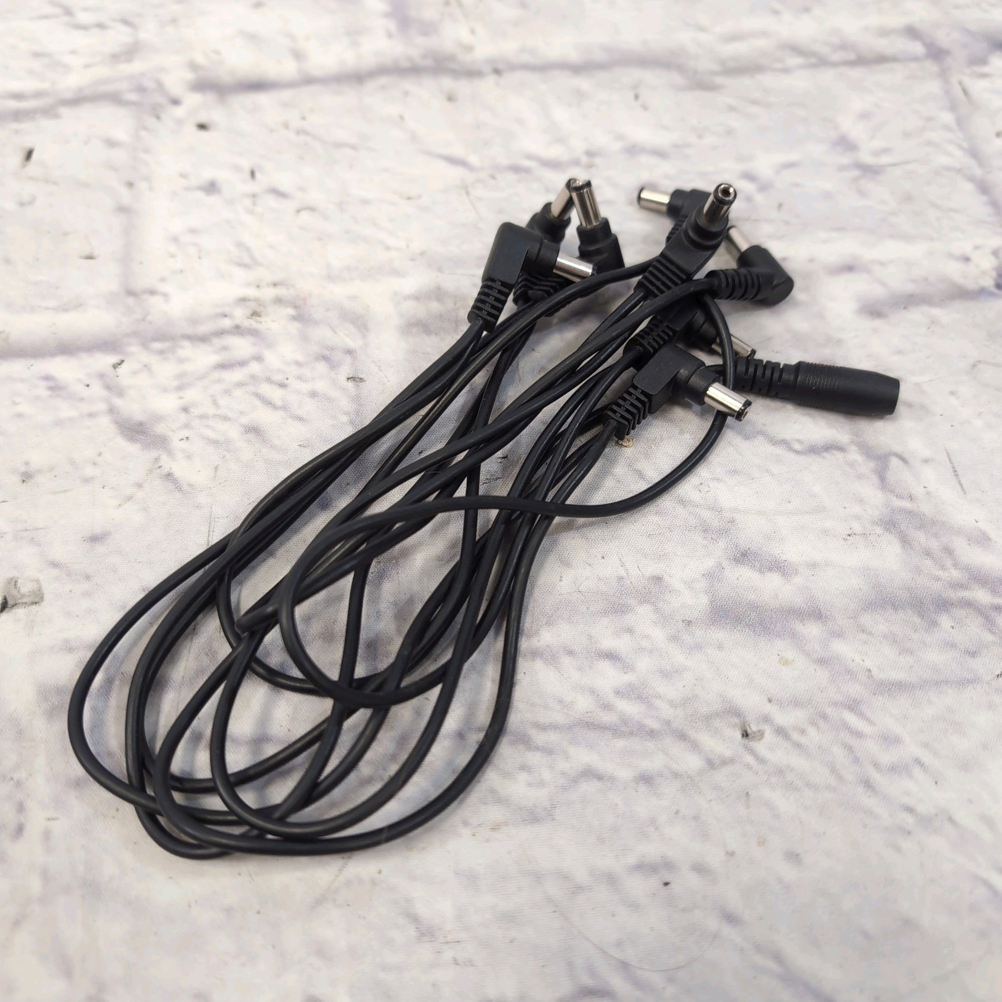 daisy chain pedal cable Unknown 8 Pedal Daisy Chain Cable
