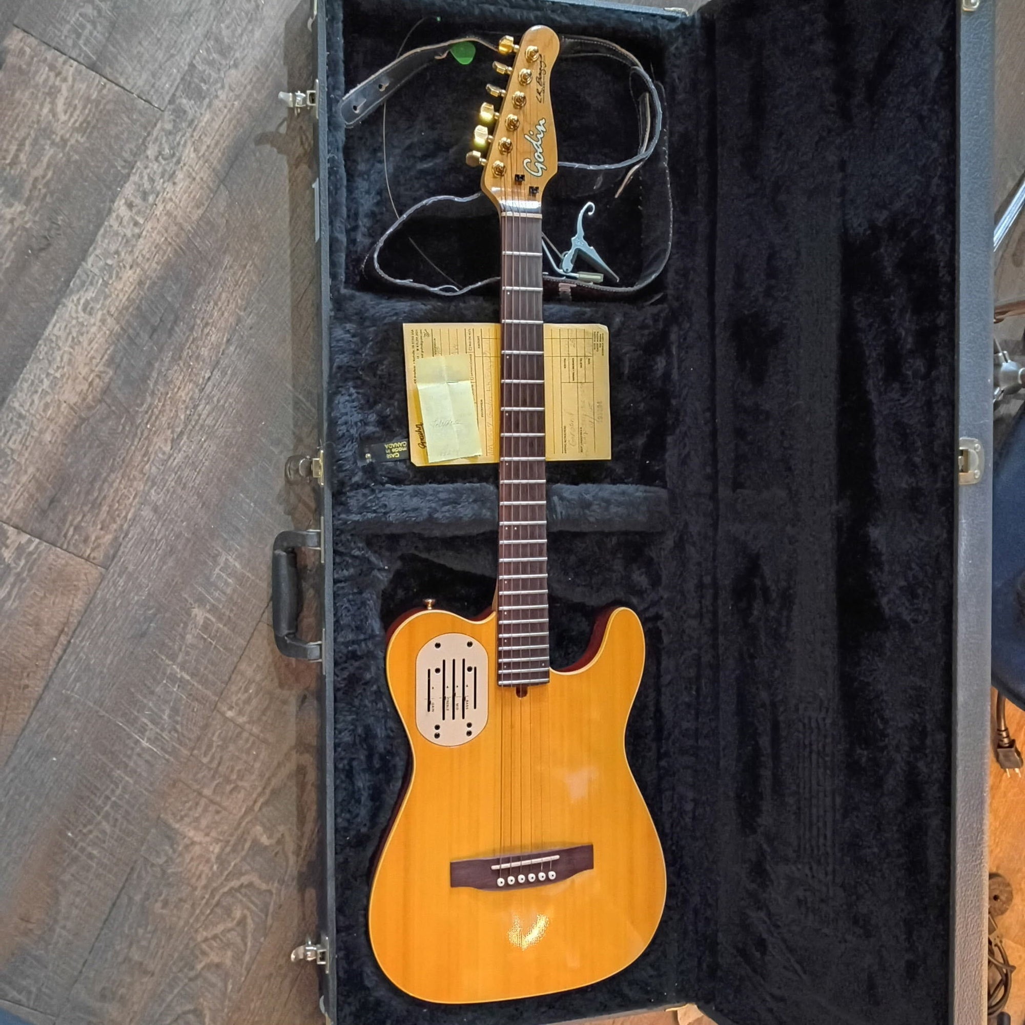 Godin LR Baggs Acousticaster Owned by Dan Fogelberg