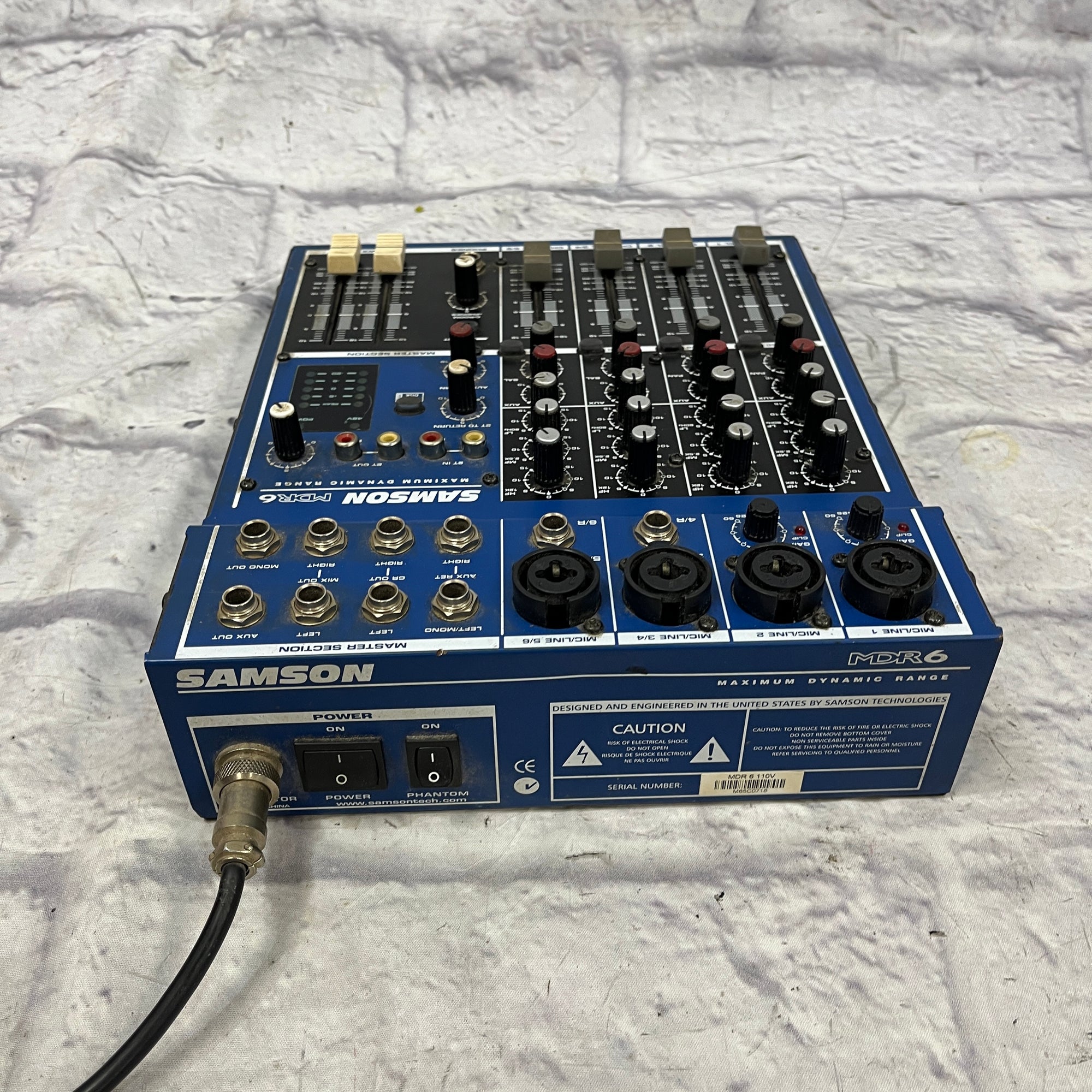 Samson MDR-6 6 Channel Mixer with Power Supply