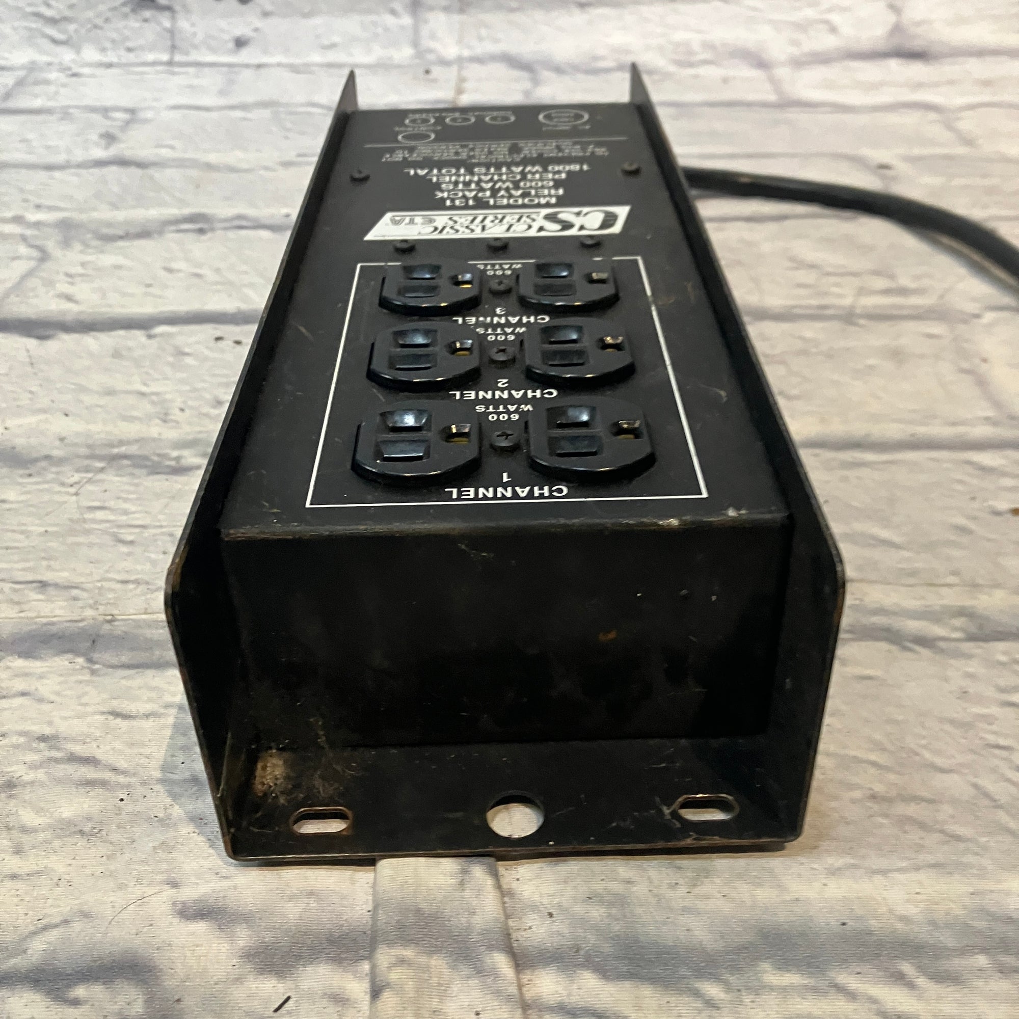 CS Classic Series Model 131 Power Supply