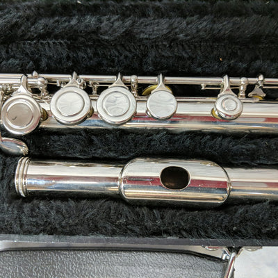 Olds Flute Outfit w/case I93716