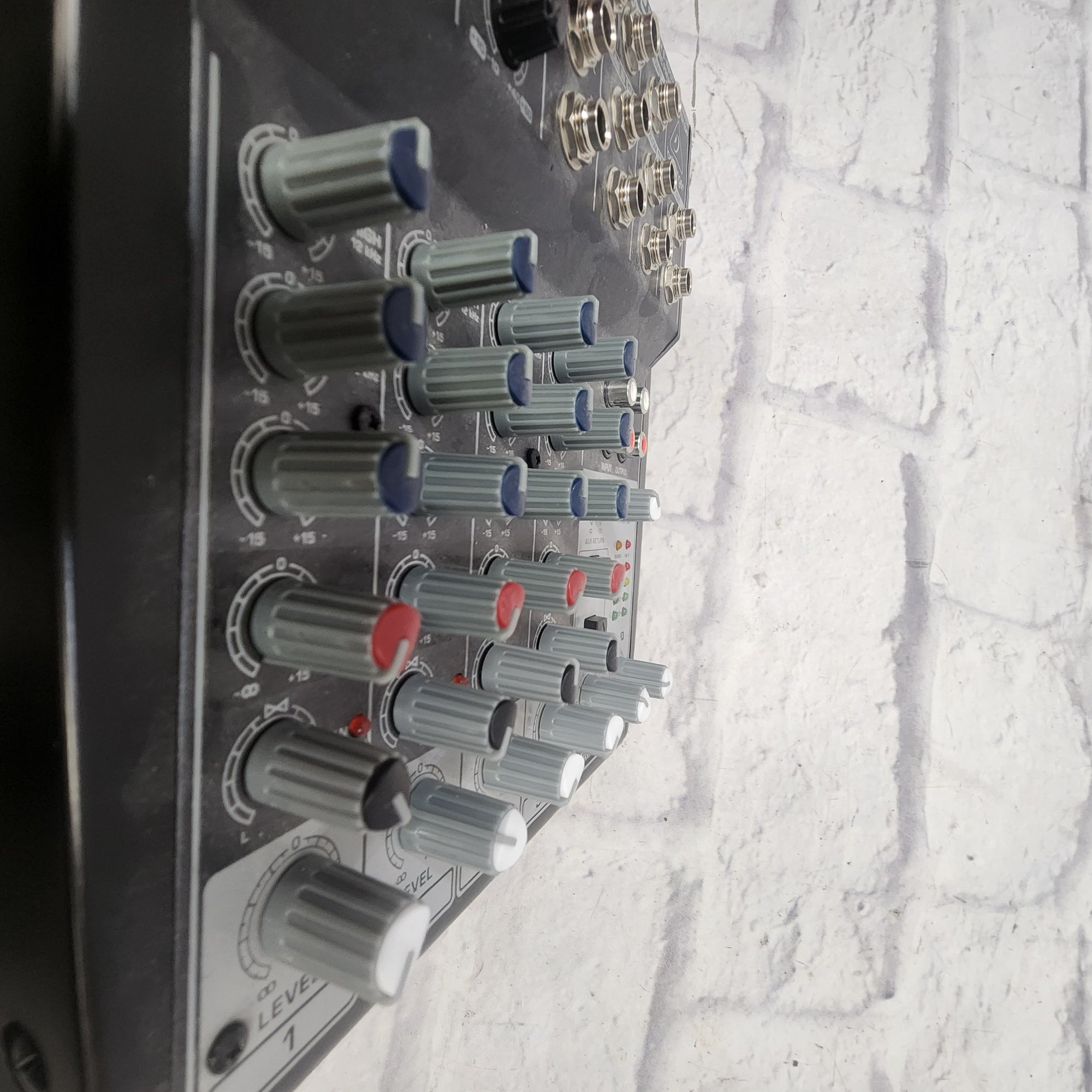 Behringer Xenyx 802 8 Channel Mixer