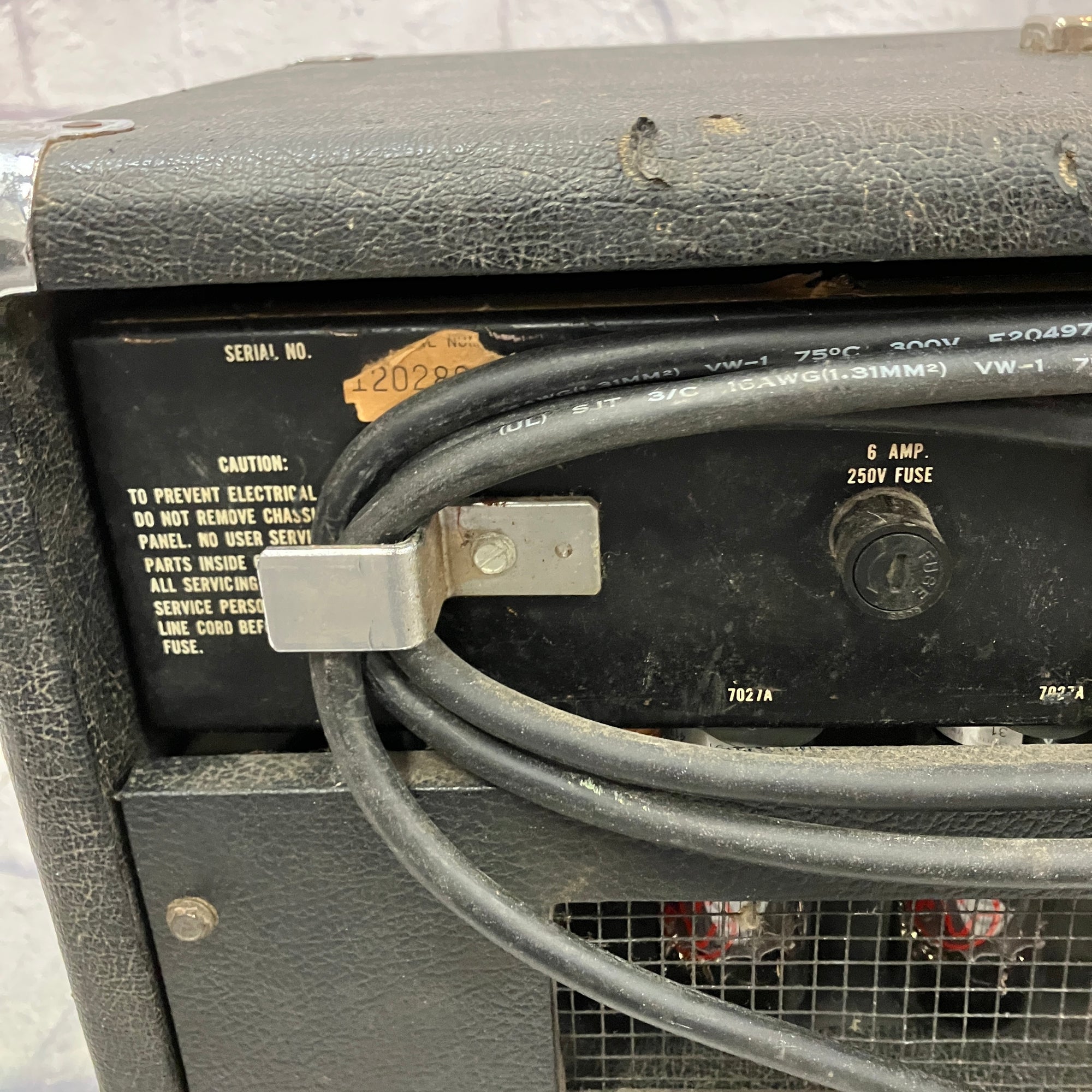 Ampeg V4B Tube Bass Head (Recently Serviced)