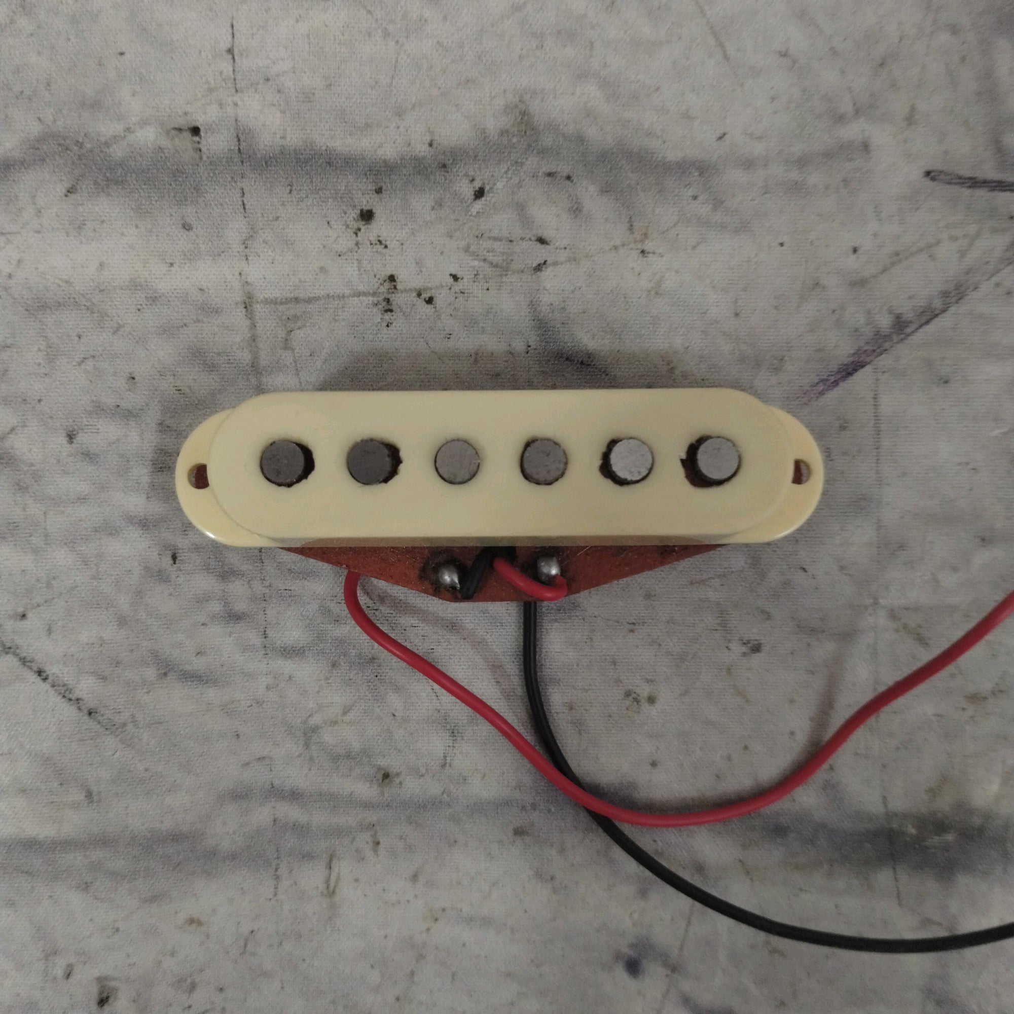 Unknown Strat Pickup