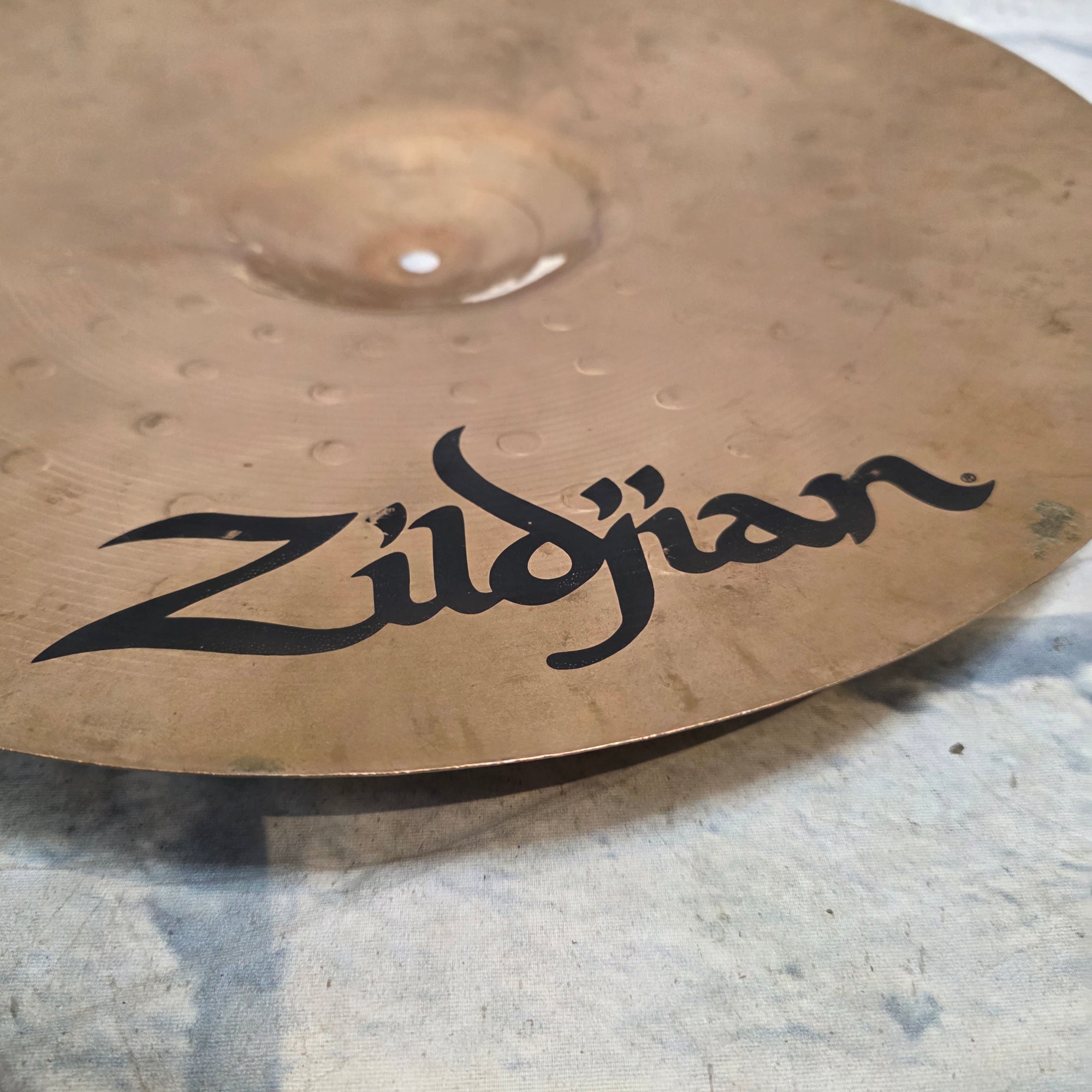 Zildjian ZBT 18" Crash Ride Cymbal