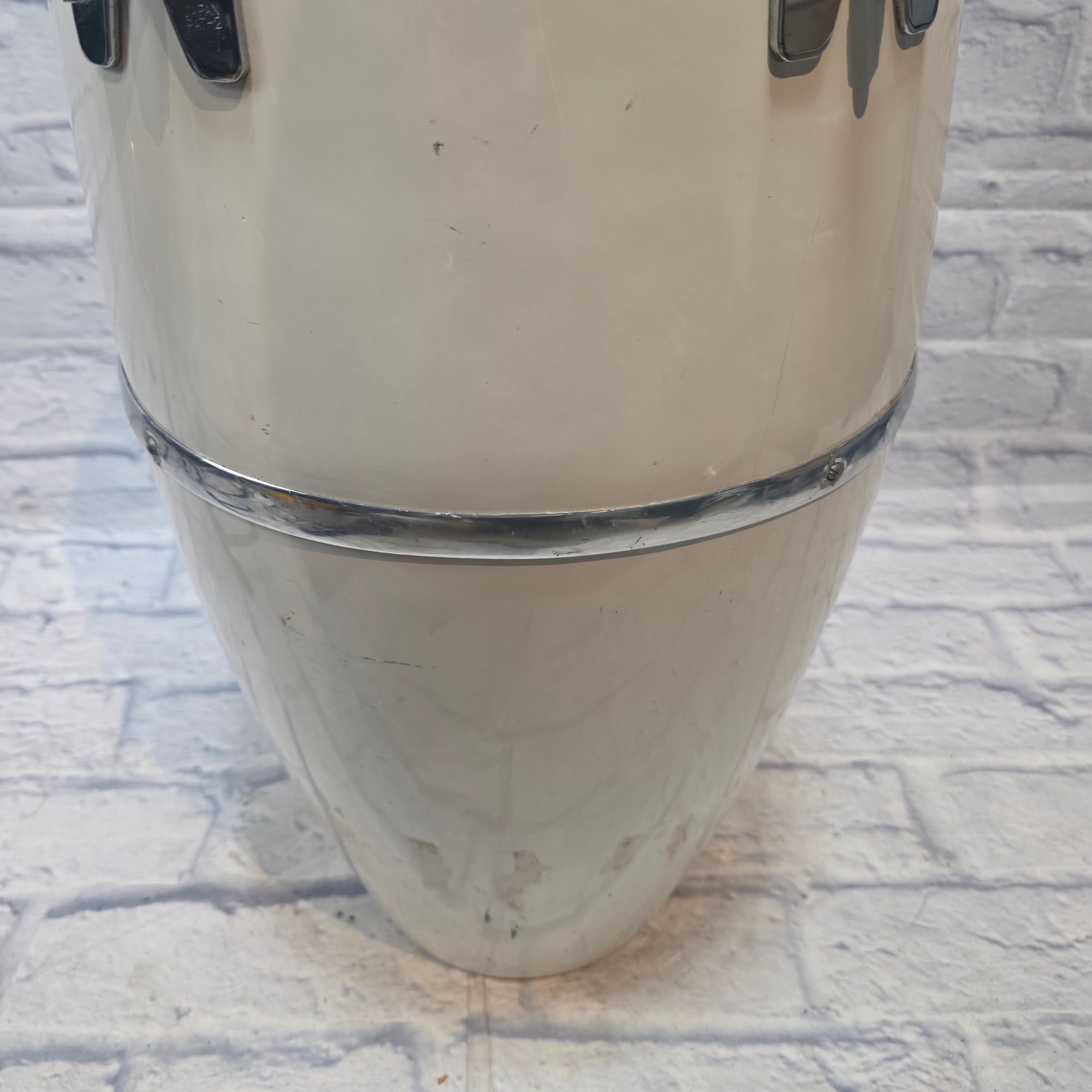 Unknown Single Conga