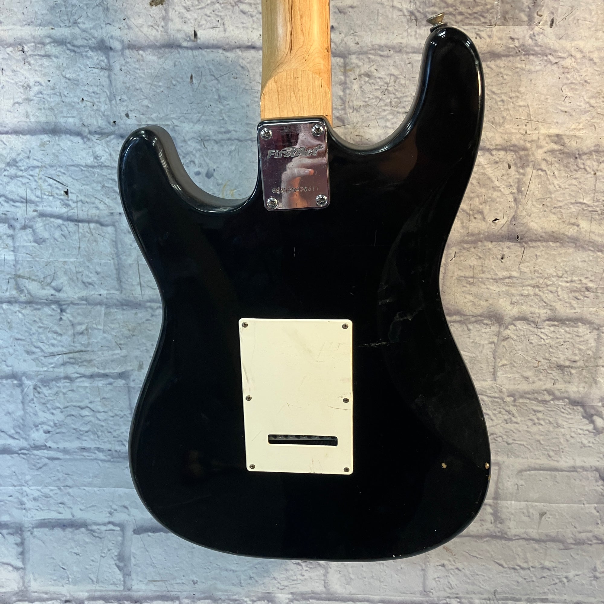 First Act ME301 Black  Electric Guitar