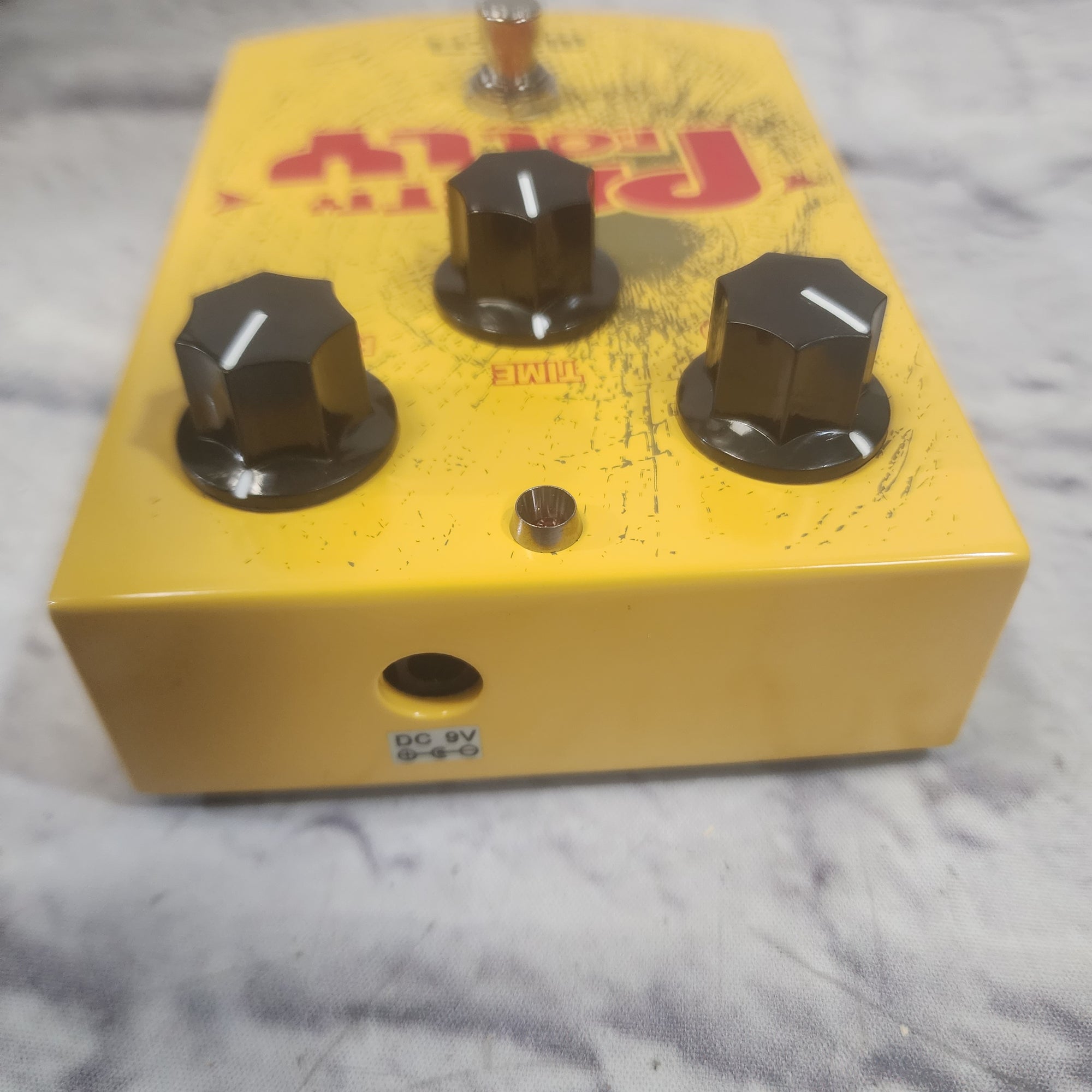 Moen Pretty Dolly Delay Pedal