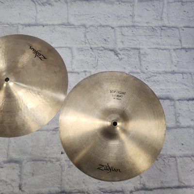 Zildjian 14" Avedis Light Hi Hat Cymbals (cracked)