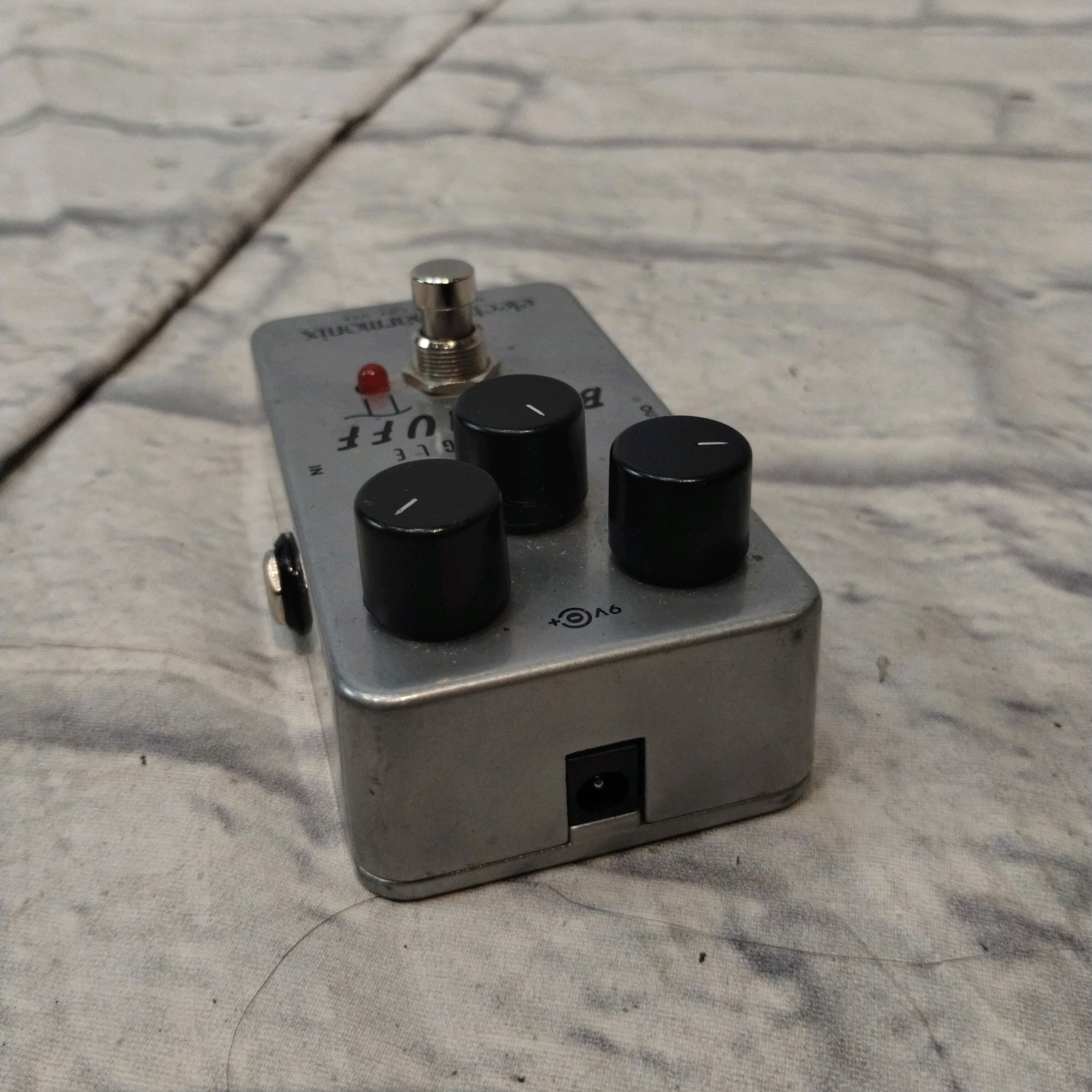 Electro-Harmonix Triangle "Big Muff" Pi Distortion Pedal