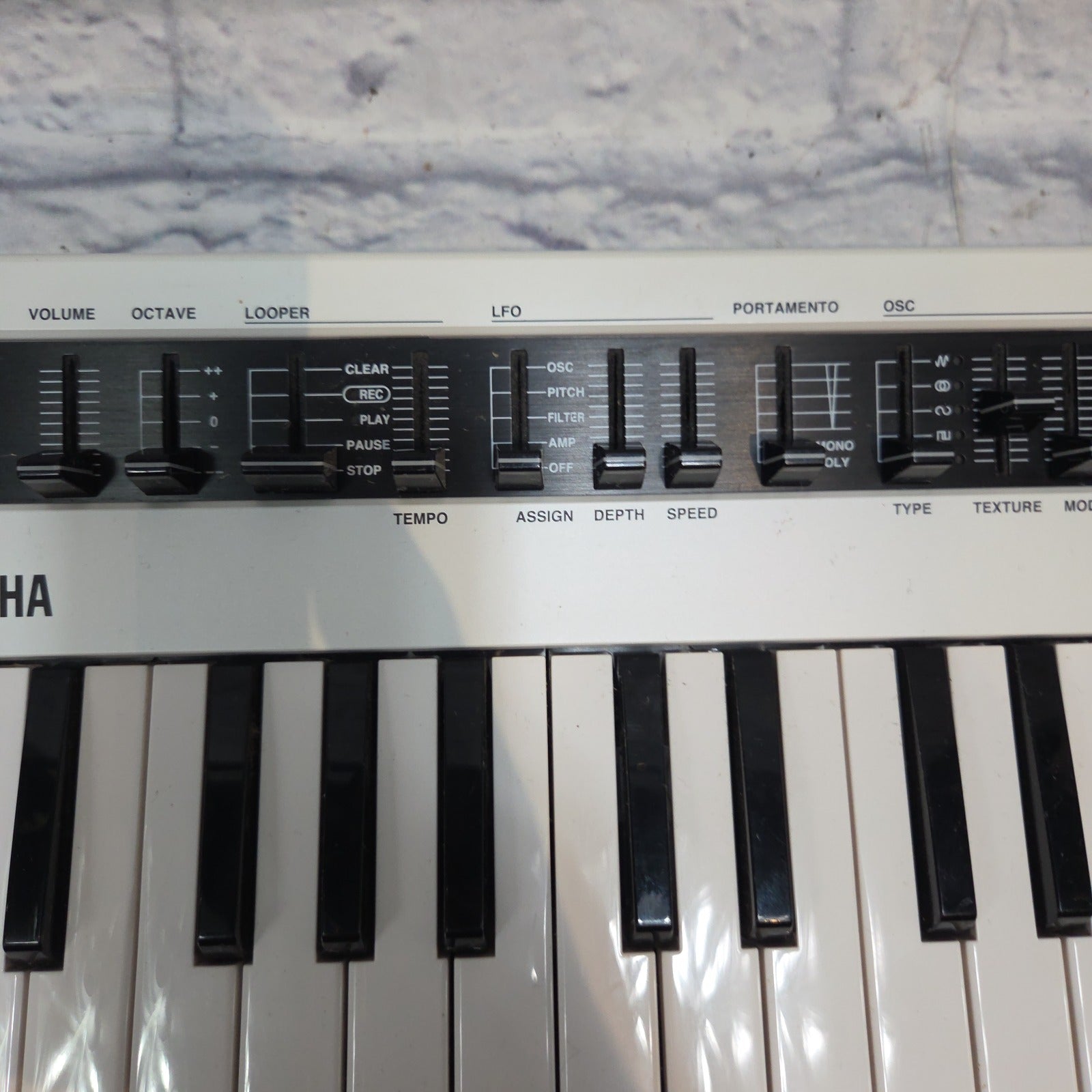 Yamaha Reface CS Digital Synth