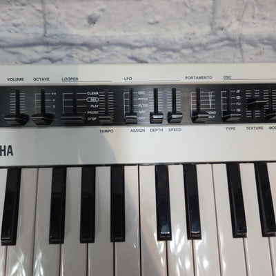 Yamaha Reface CS Digital Synth
