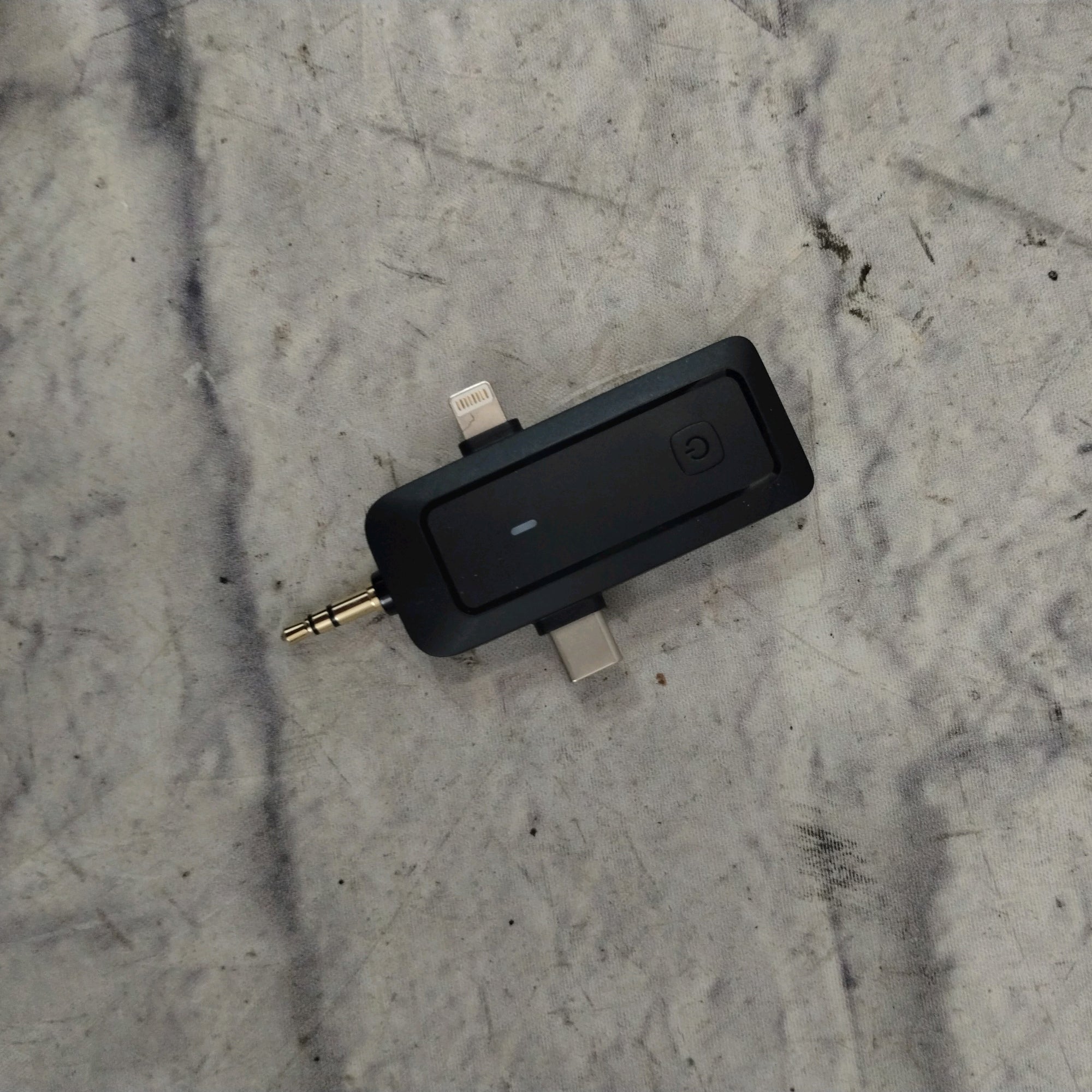 Unknown Wireless Lav Mic System W/2 Mics