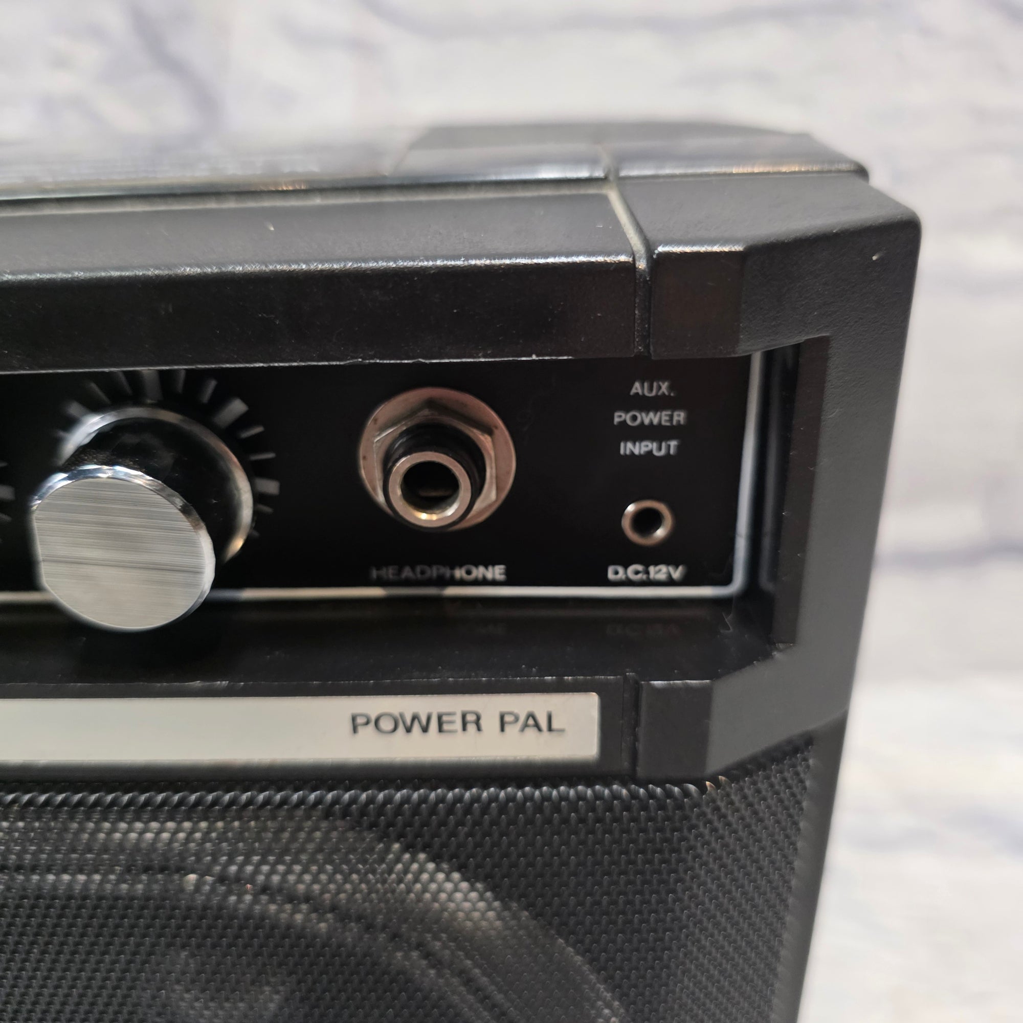 Harmony Power Pal ( Portable Amplifier) Amps