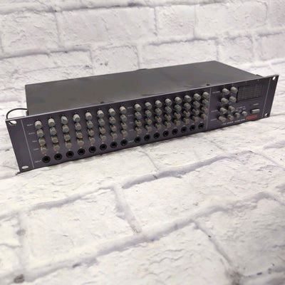 Fostex Model 2016 Rack Line Mixer