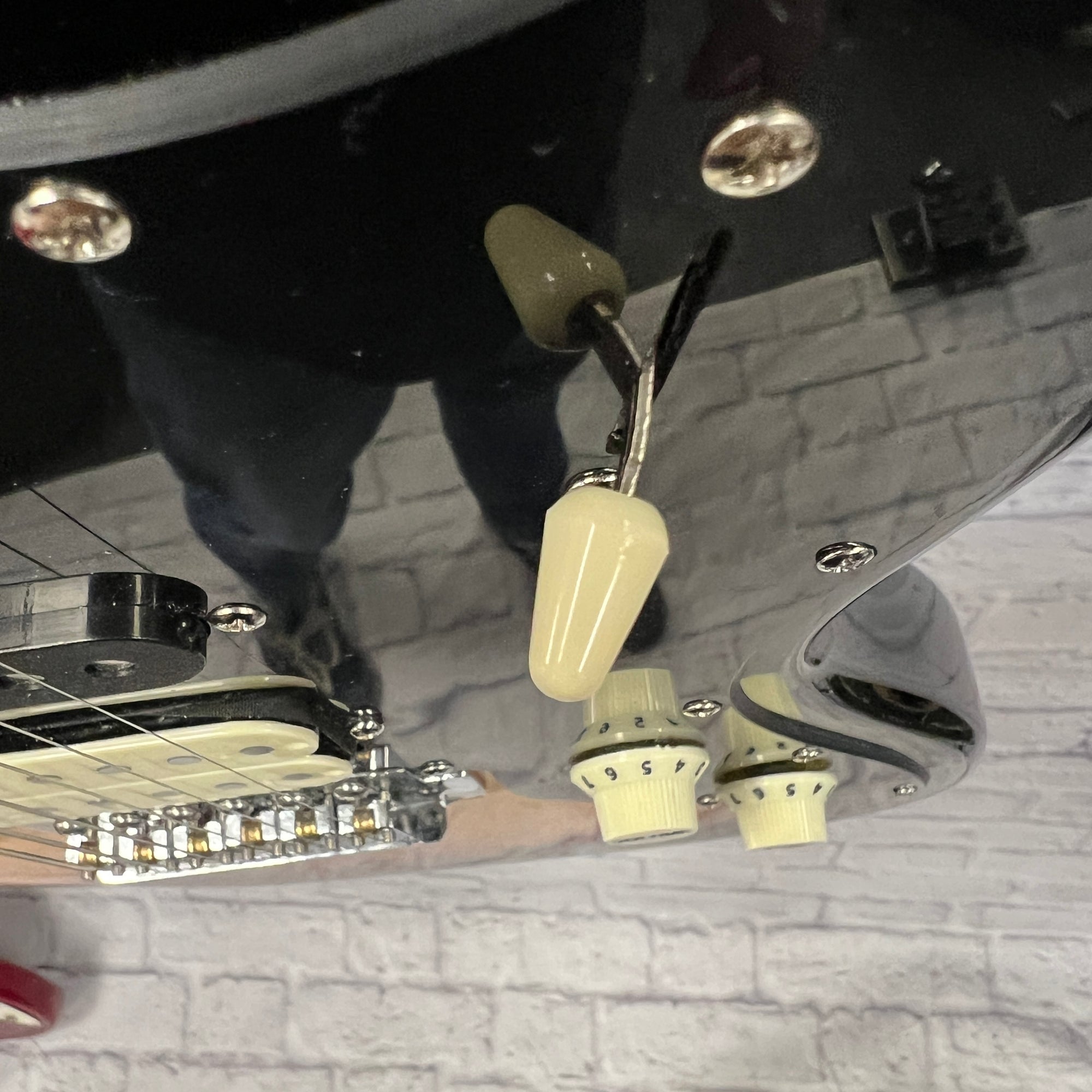 Indio OS20 Offset with Locking Tuners Electric Guitar